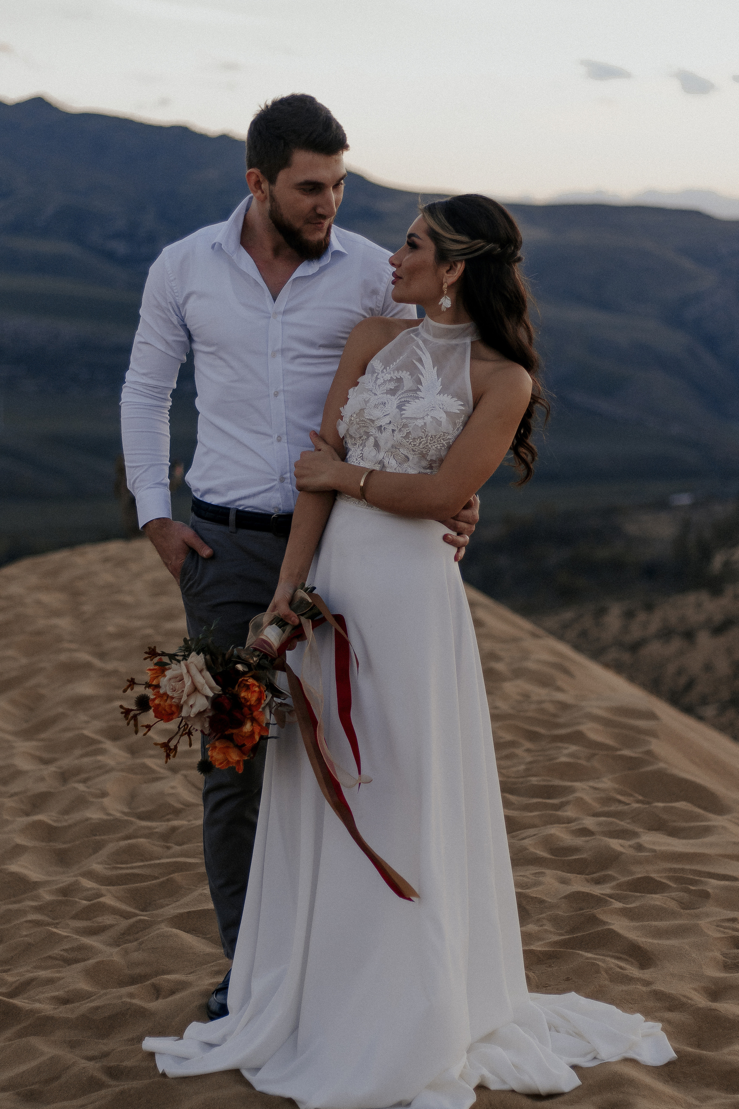 Свадебная съемка в пустыне. Фотограф в Санкт-Петербурге Лиза Семченкова