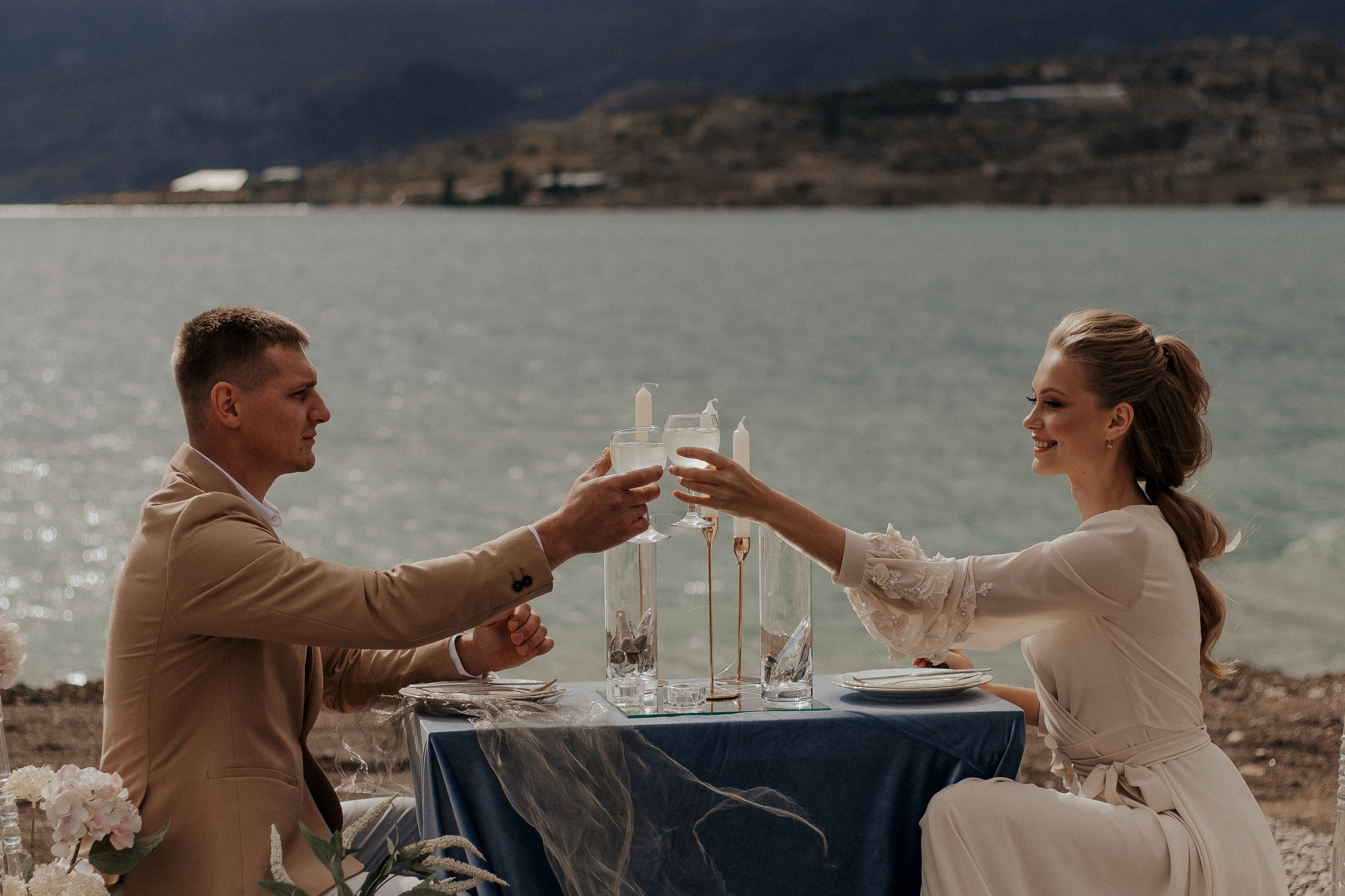 Море внутри — свадебная фотосессия у озера в Дагестане. Фотограф в Санкт-Петербурге Лиза Семченкова