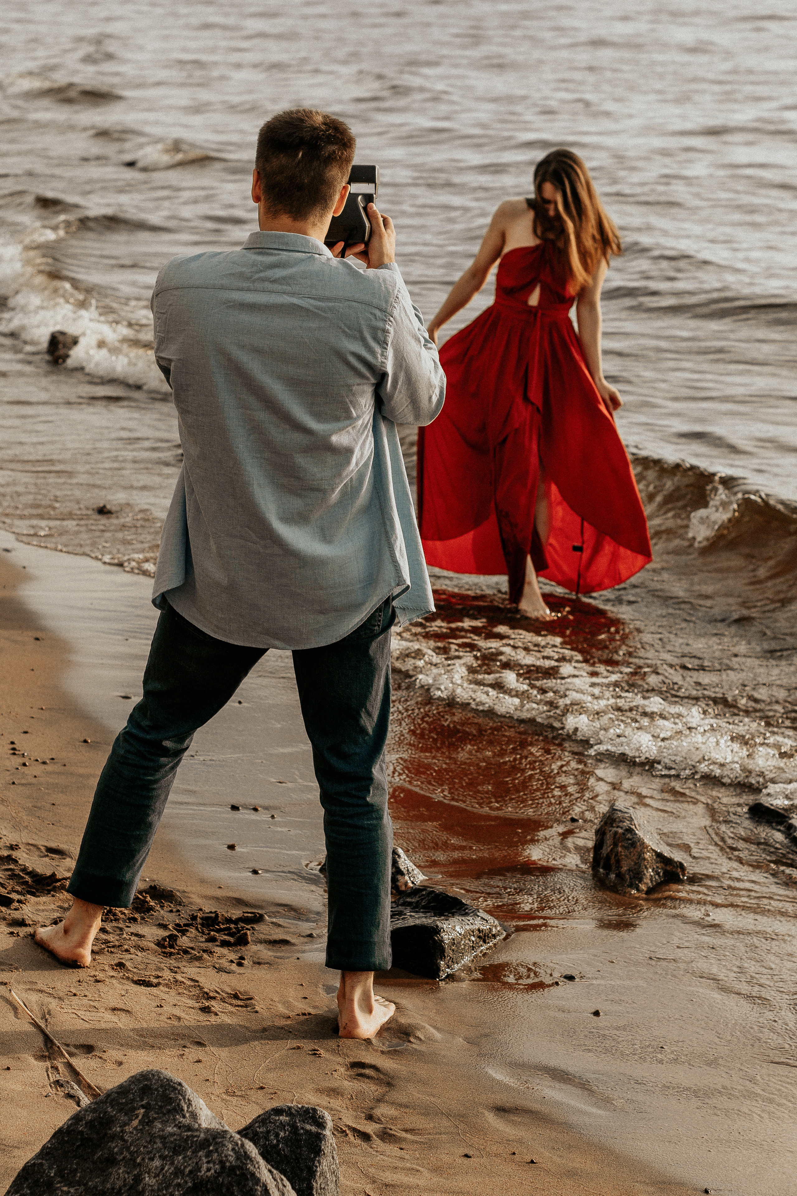 Лавстори на заливе в Петербурге. Фотограф в Санкт-Петербурге Лиза Семченкова