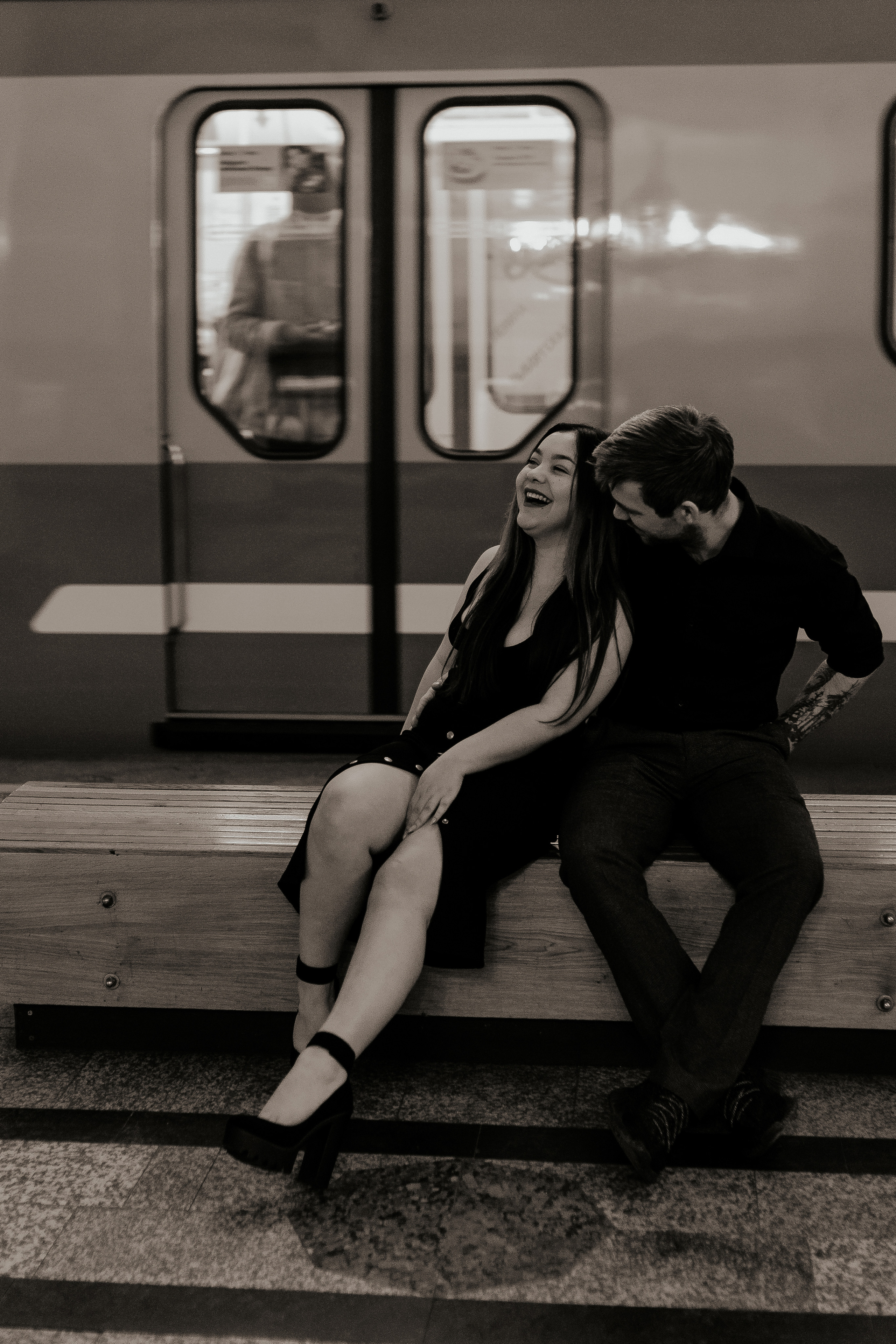 Lovestory в метро Петербурга. Фотограф в Санкт-Петербурге Лиза Семченкова