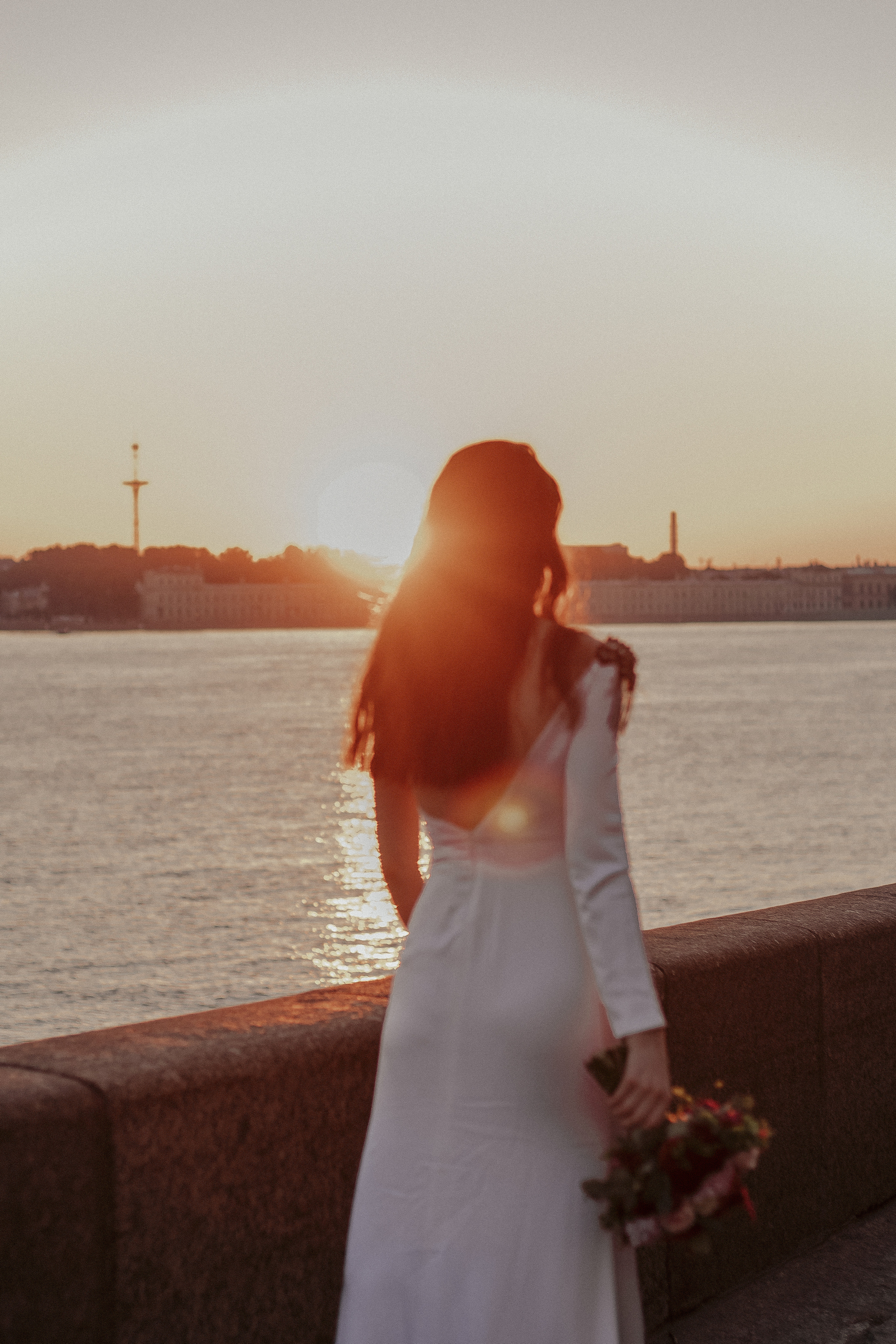 Свадьба на рассвете в Петербурге. Фотограф в Санкт-Петербурге Лиза Семченкова