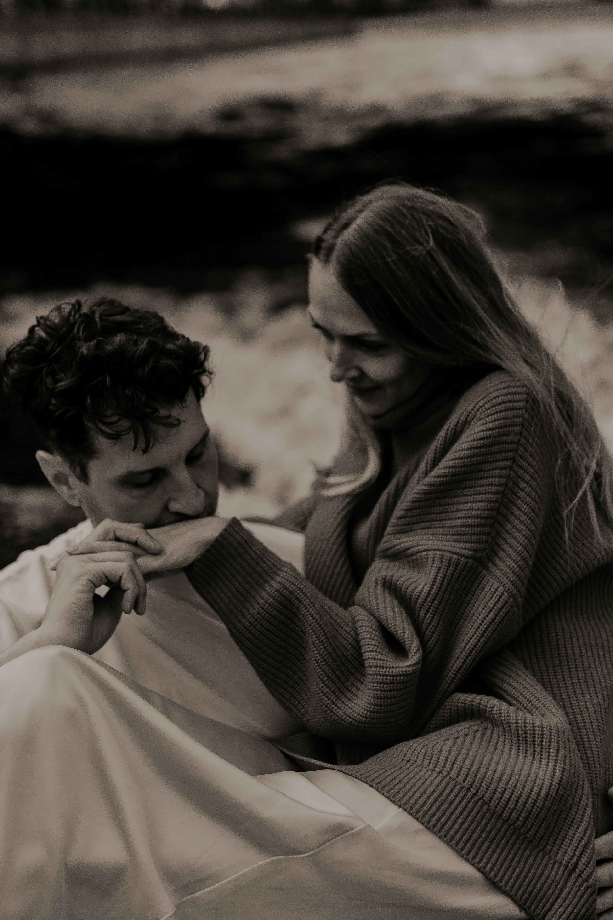 Прогулка влюбленных на кораблике по рекам и каналам. Фотограф в Санкт-Петербурге Лиза Семченкова