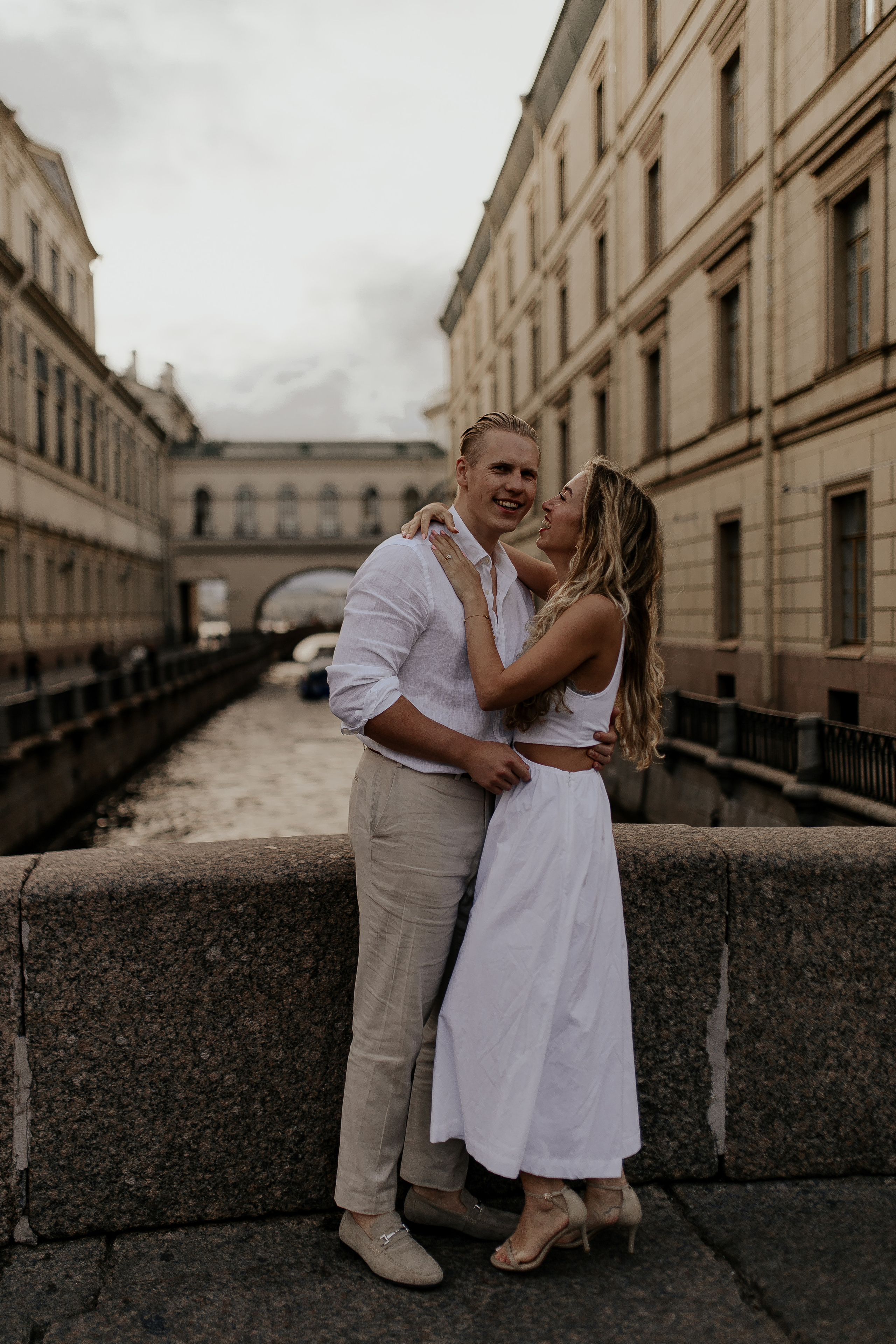 Любовь на улицах Петербурга. Фотограф в Санкт-Петербурге Лиза Семченкова
