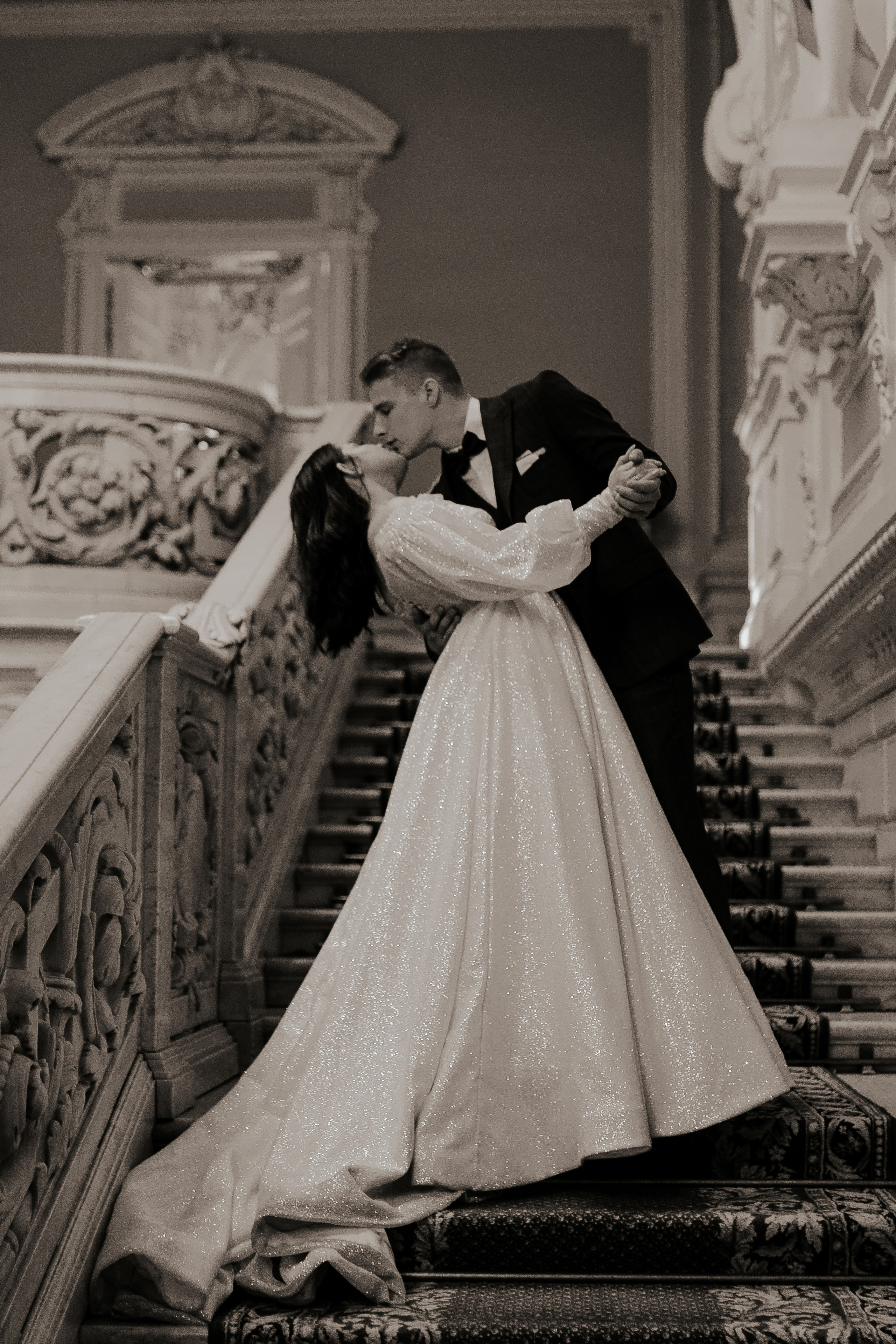 Свадьба проведенная вдвоем в самом романтичном городе. Фотограф в Санкт-Петербурге Лиза Семченкова