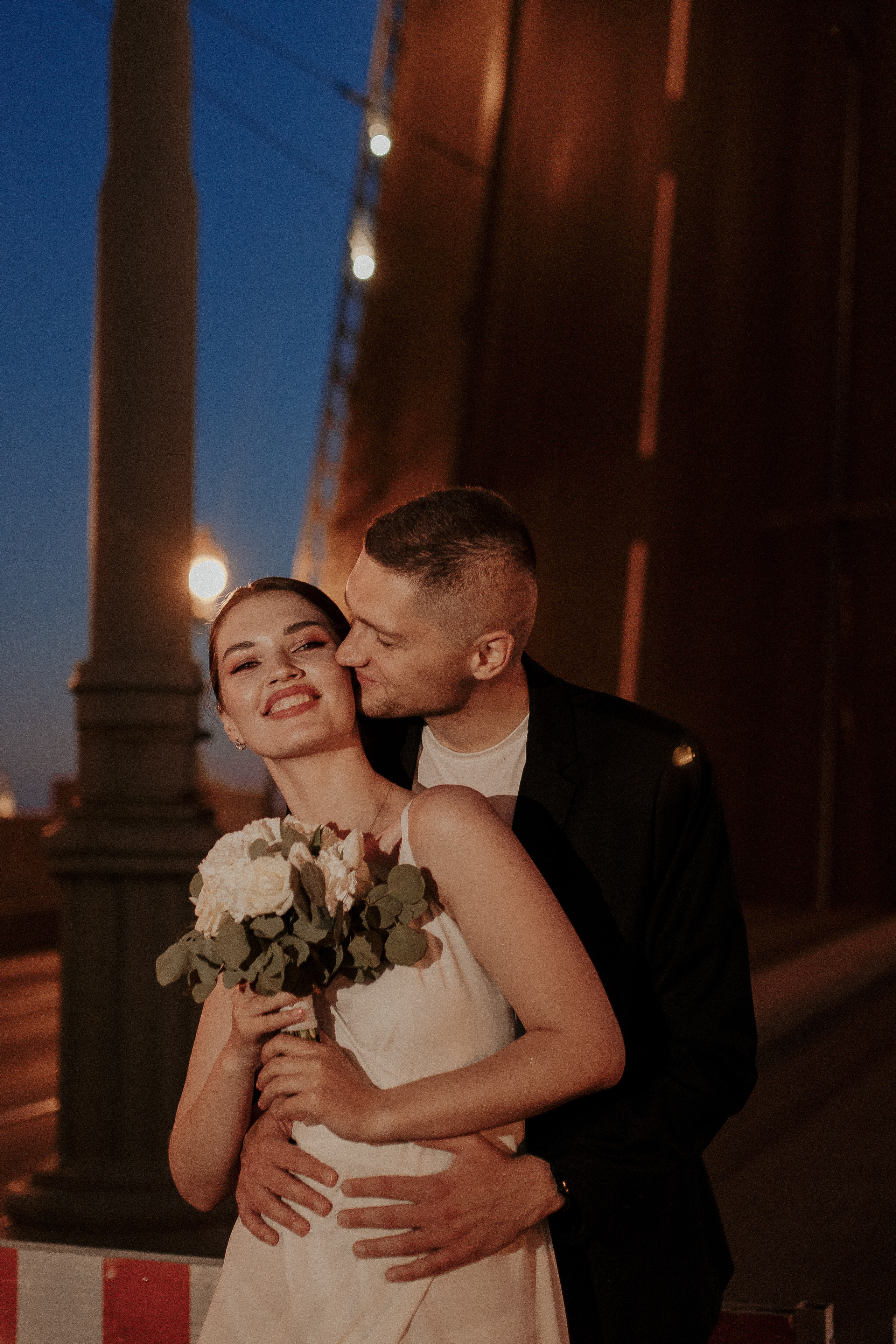 Свадебная фотосессия у разводных мостов. Фотограф в Санкт-Петербурге Лиза Семченкова