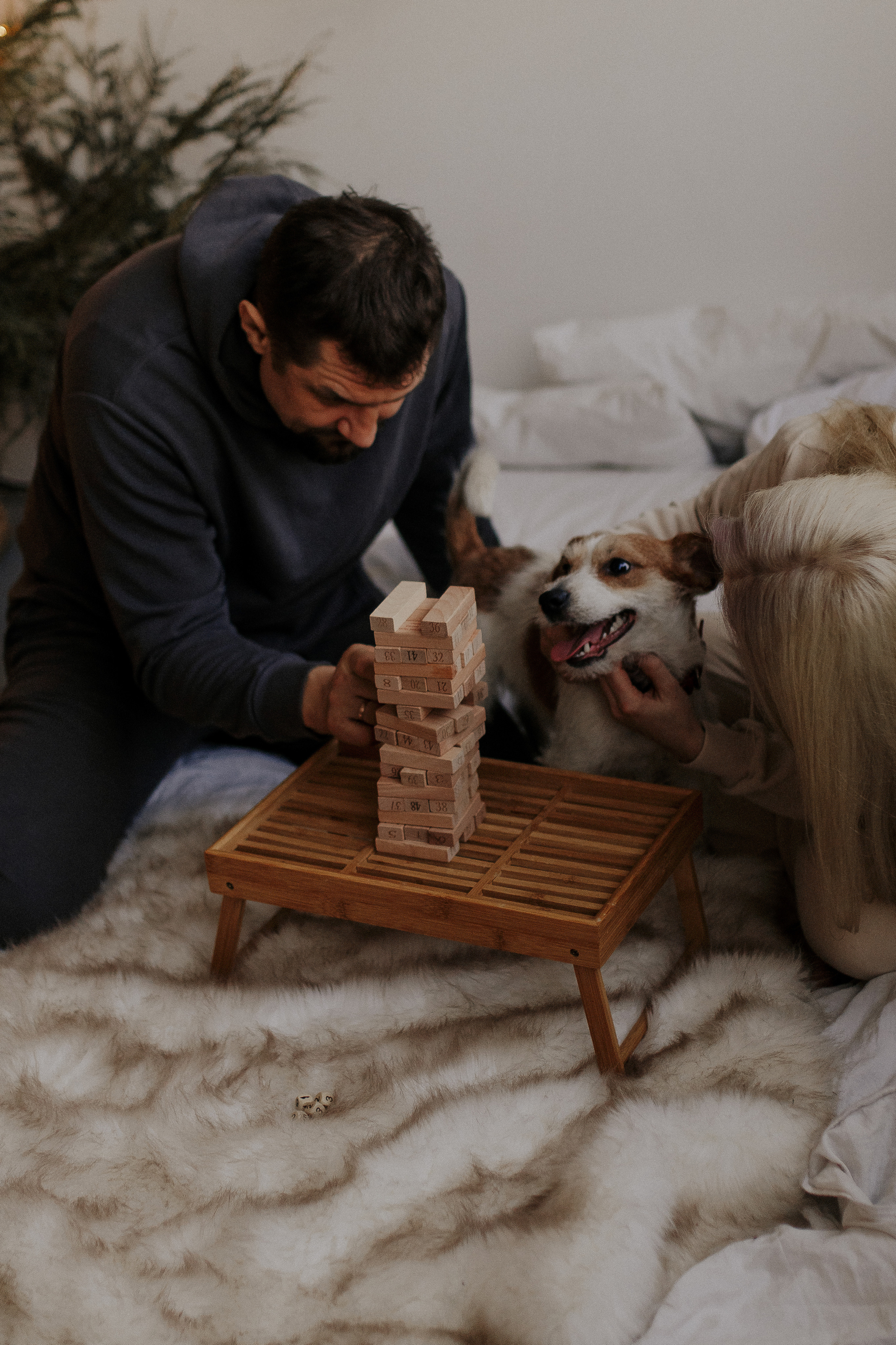 Совместная игра в дженгу. Фотограф в Санкт-Петербурге Лиза Семченкова