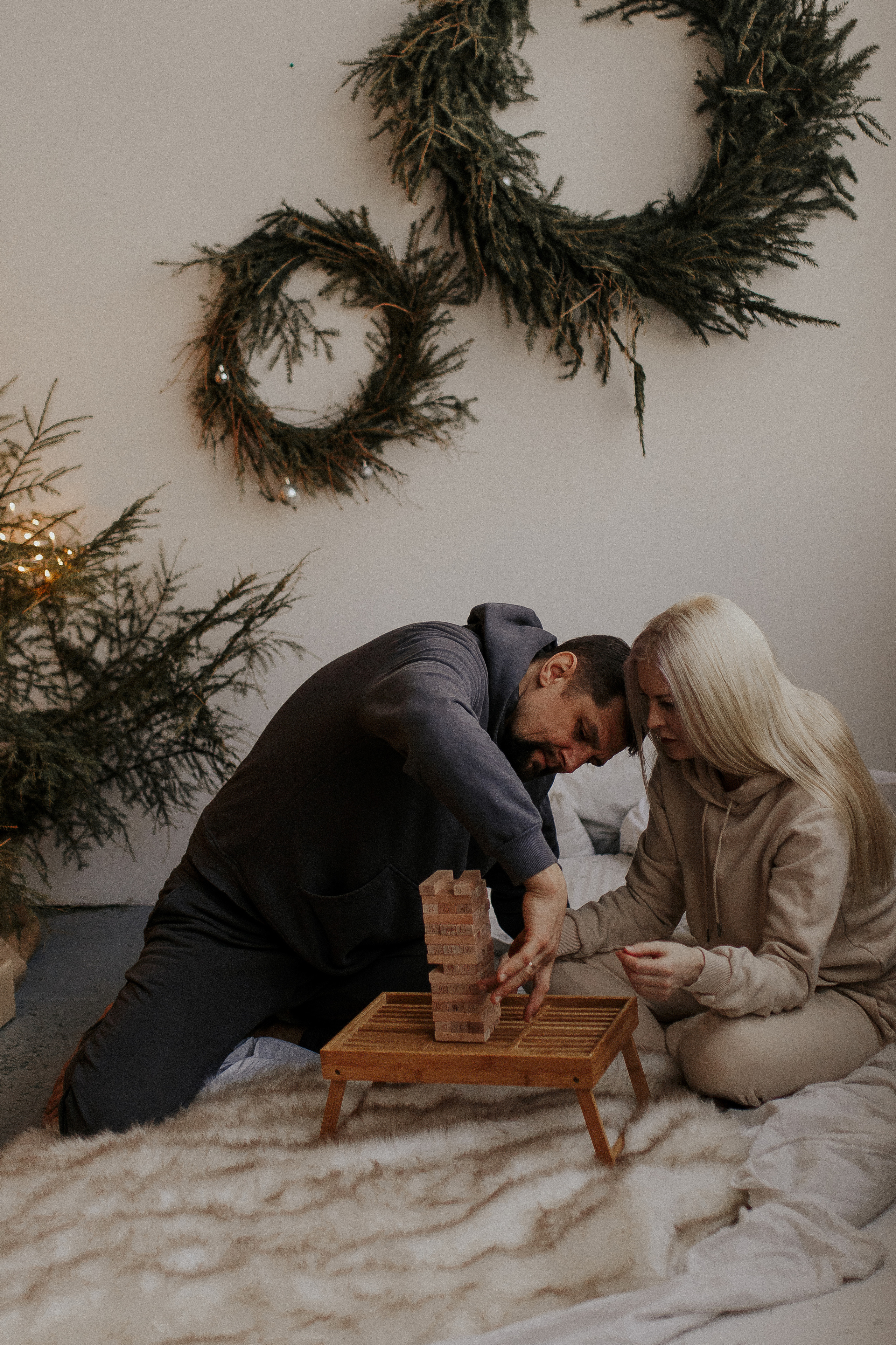 Совместная игра в дженгу. Фотограф в Санкт-Петербурге Лиза Семченкова