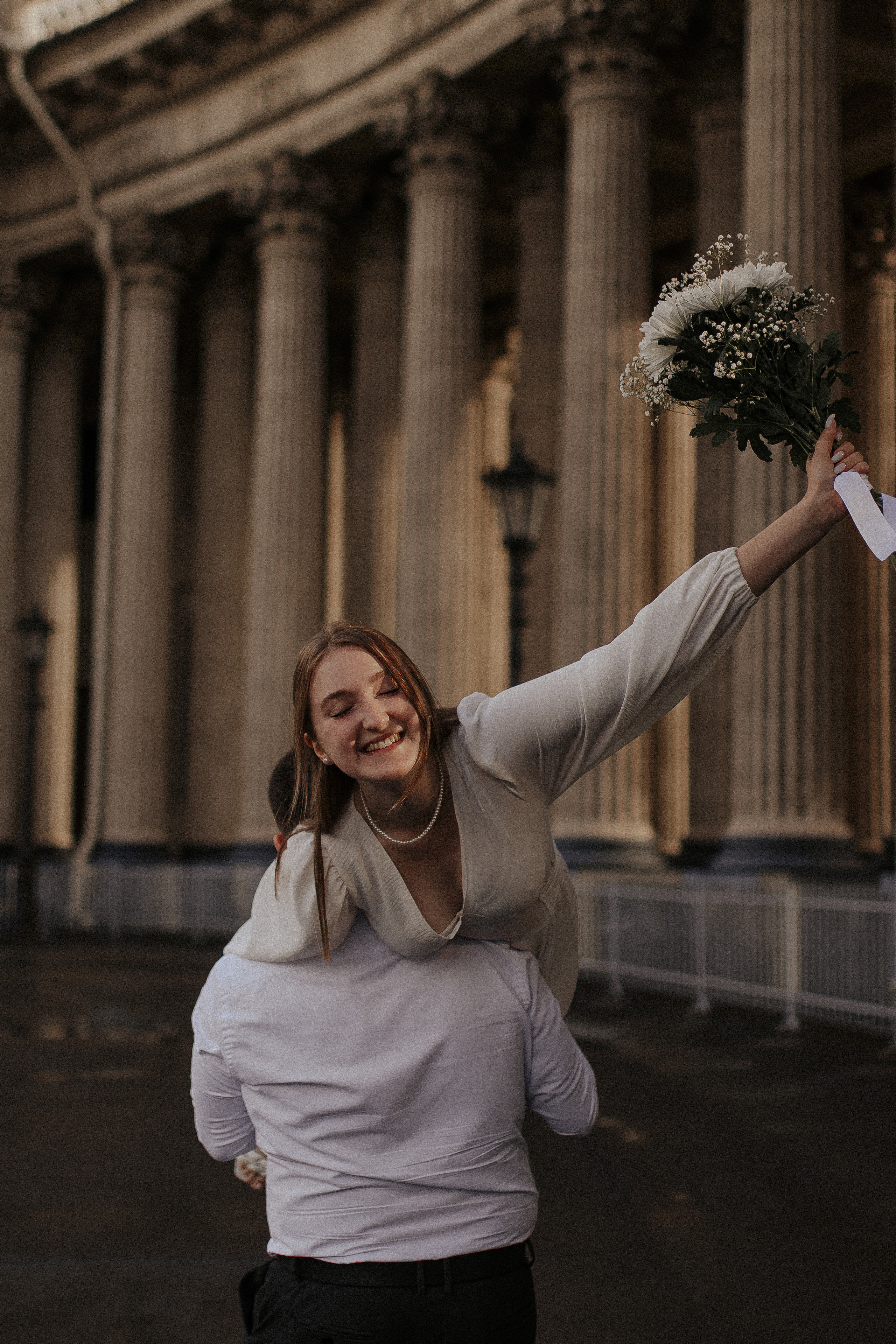 Свадебная история в центре Петербурга. Фотограф в Санкт-Петербурге Лиза Семченкова