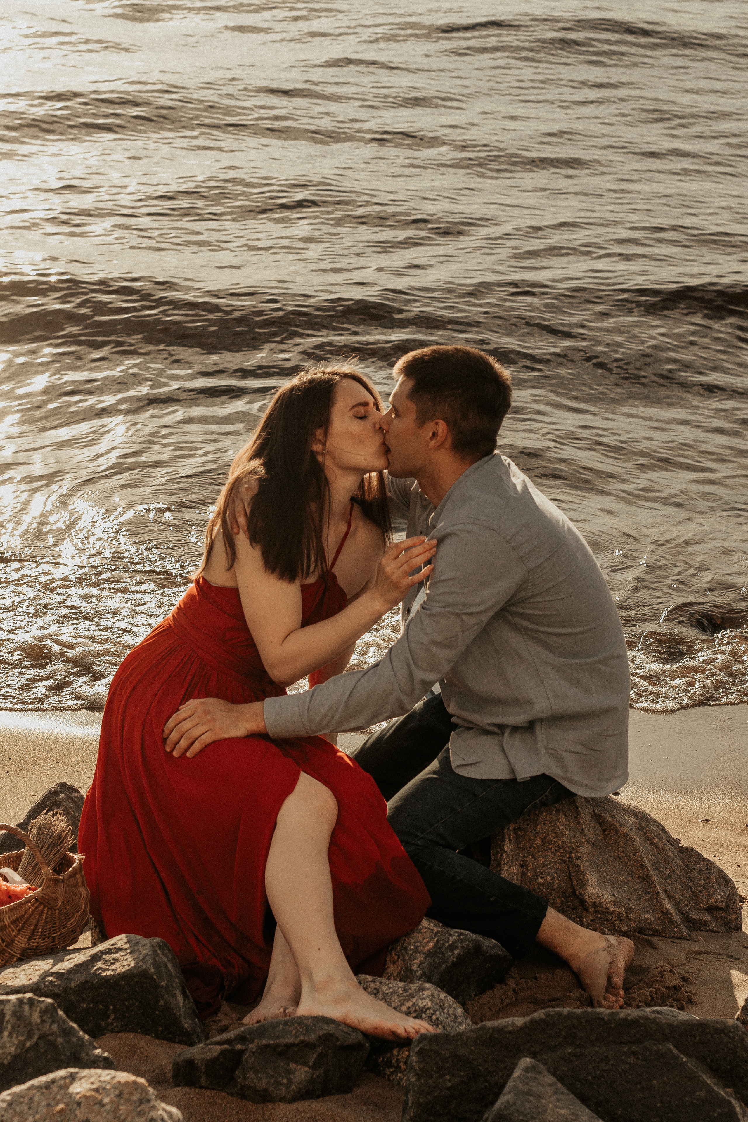 Лавстори на заливе в Петербурге. Фотограф в Санкт-Петербурге Лиза Семченкова