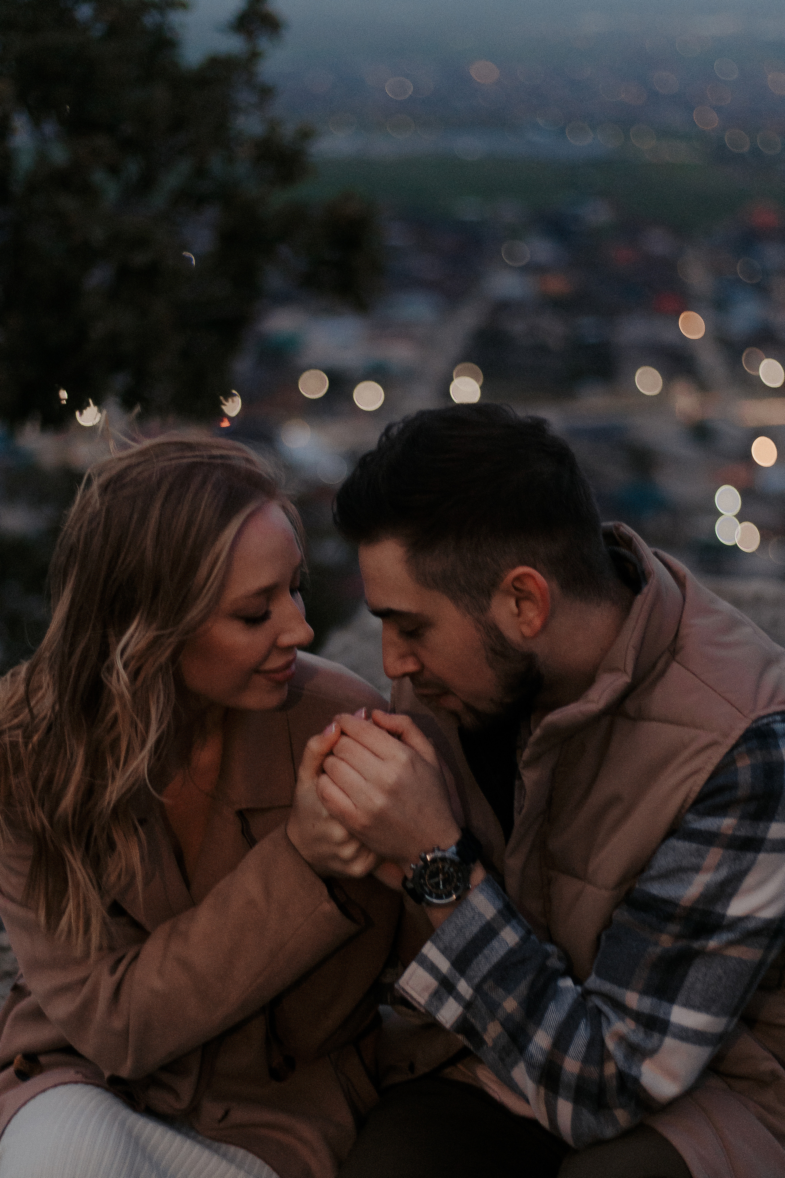 Влюбленные в горах. Фотограф в Санкт-Петербурге Лиза Семченкова