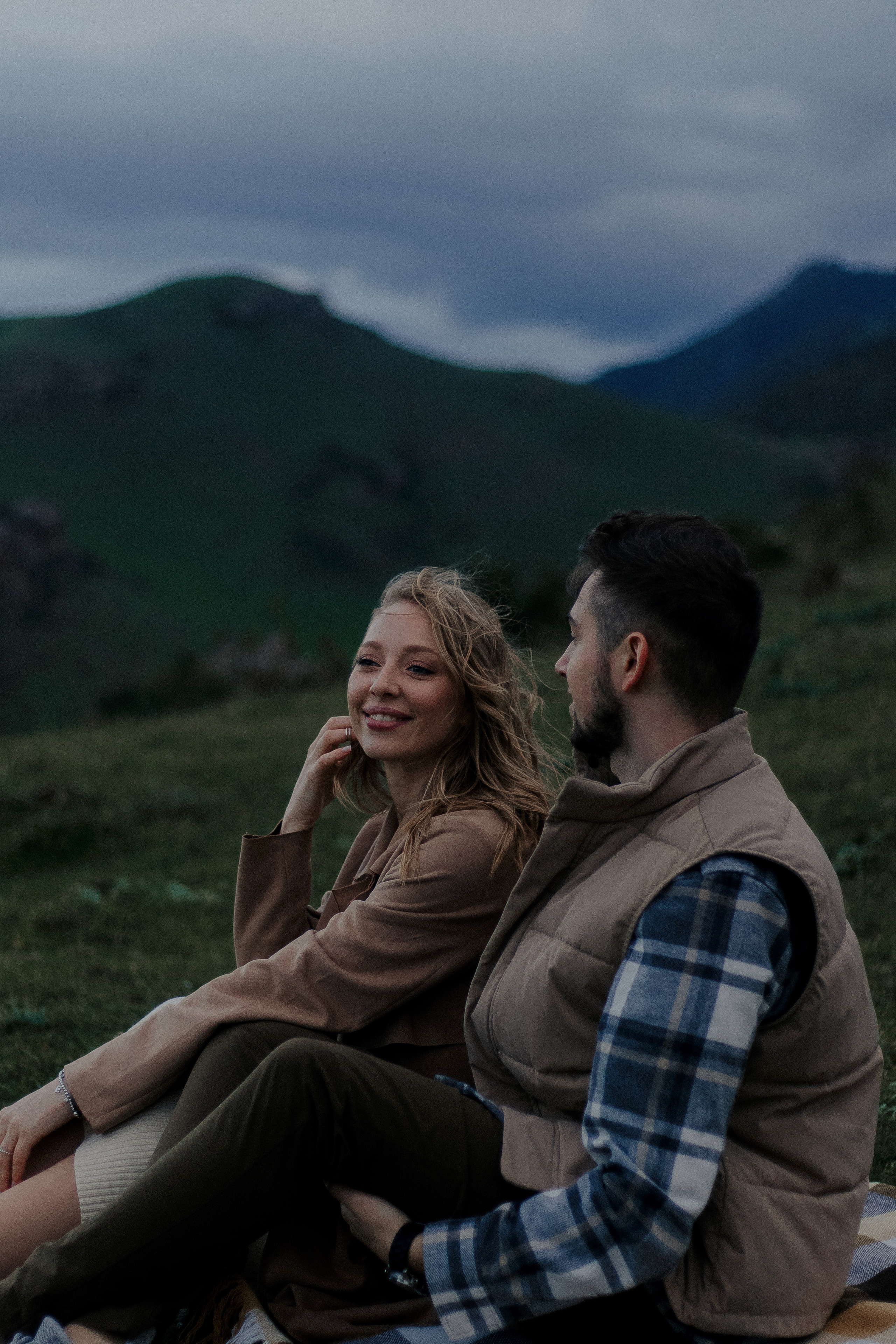 Влюбленные в горах. Фотограф в Санкт-Петербурге Лиза Семченкова