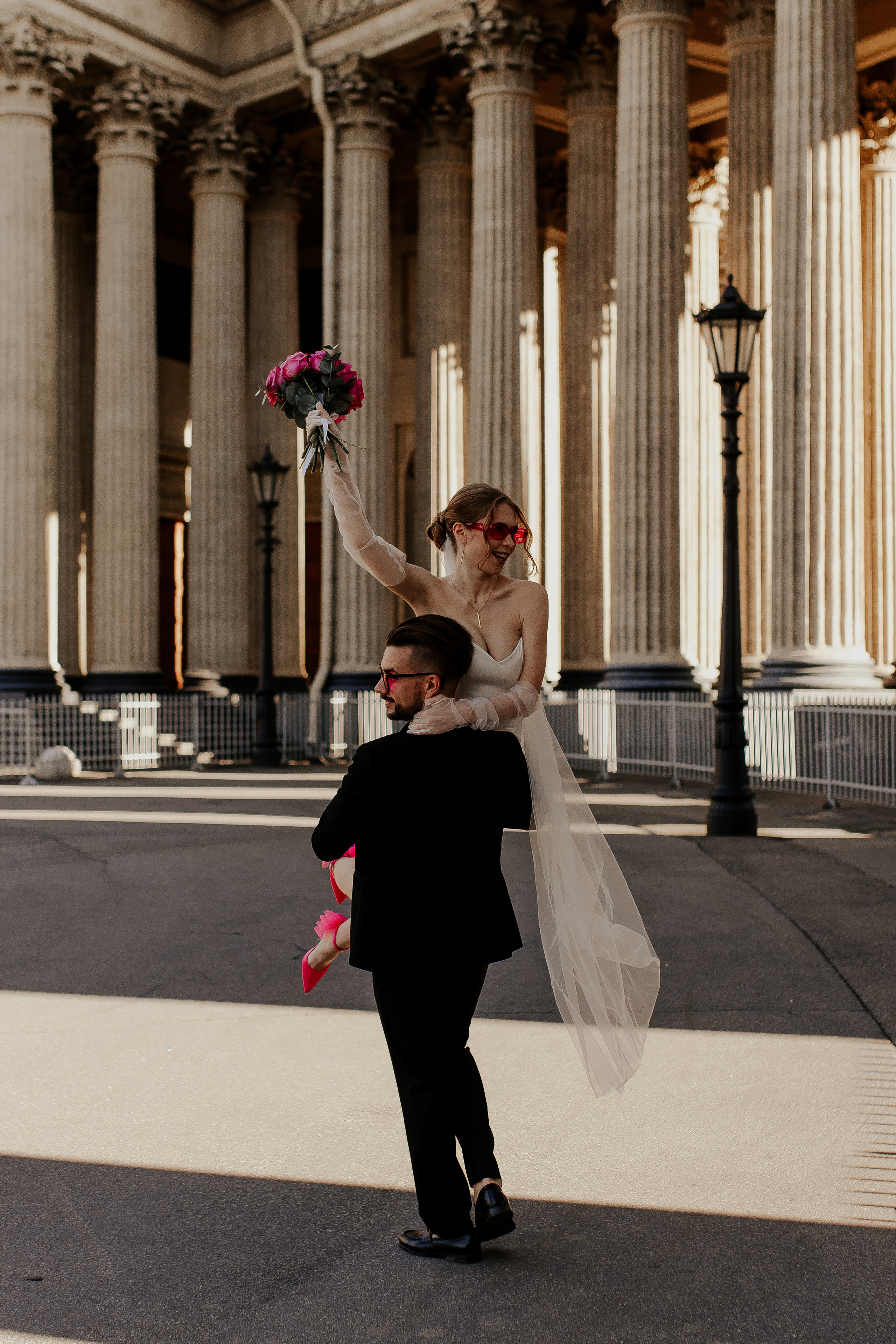 Стильная свадебная съемка с акцентом на розовое. Фотограф в Санкт-Петербурге Лиза Семченкова