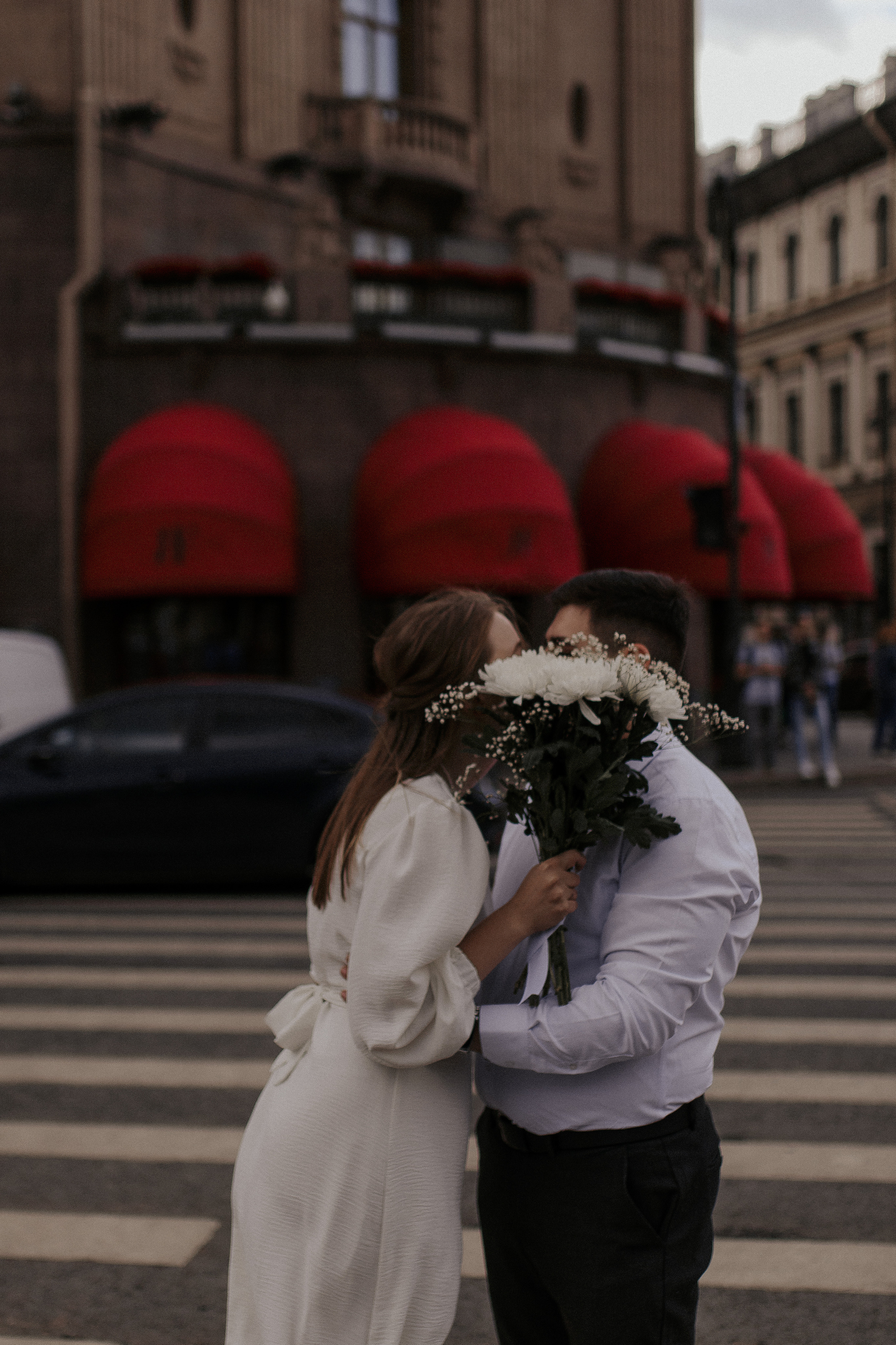 Свадебная история в центре Петербурга. Фотограф в Санкт-Петербурге Лиза Семченкова