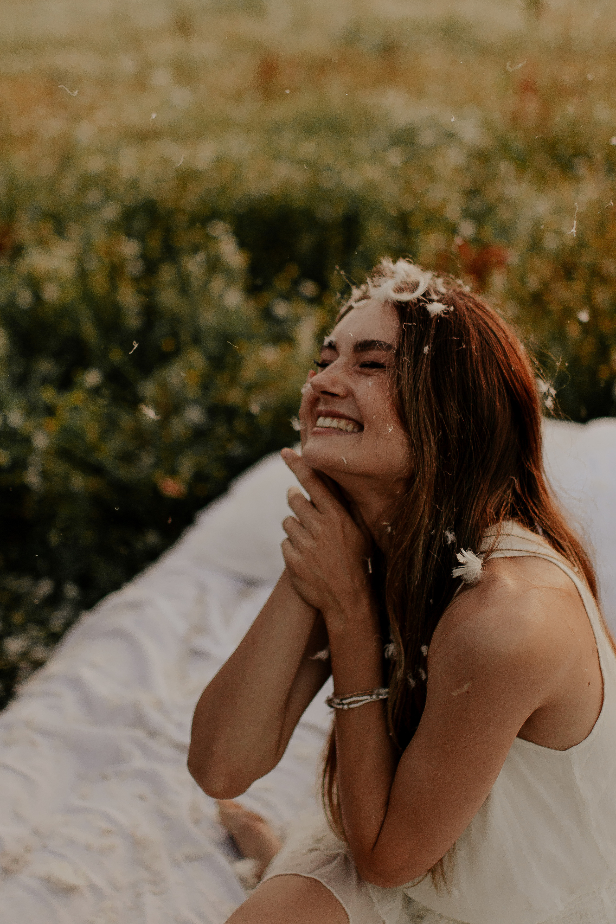 Нежная история любви в поле. Фотограф в Санкт-Петербурге Лиза Семченкова