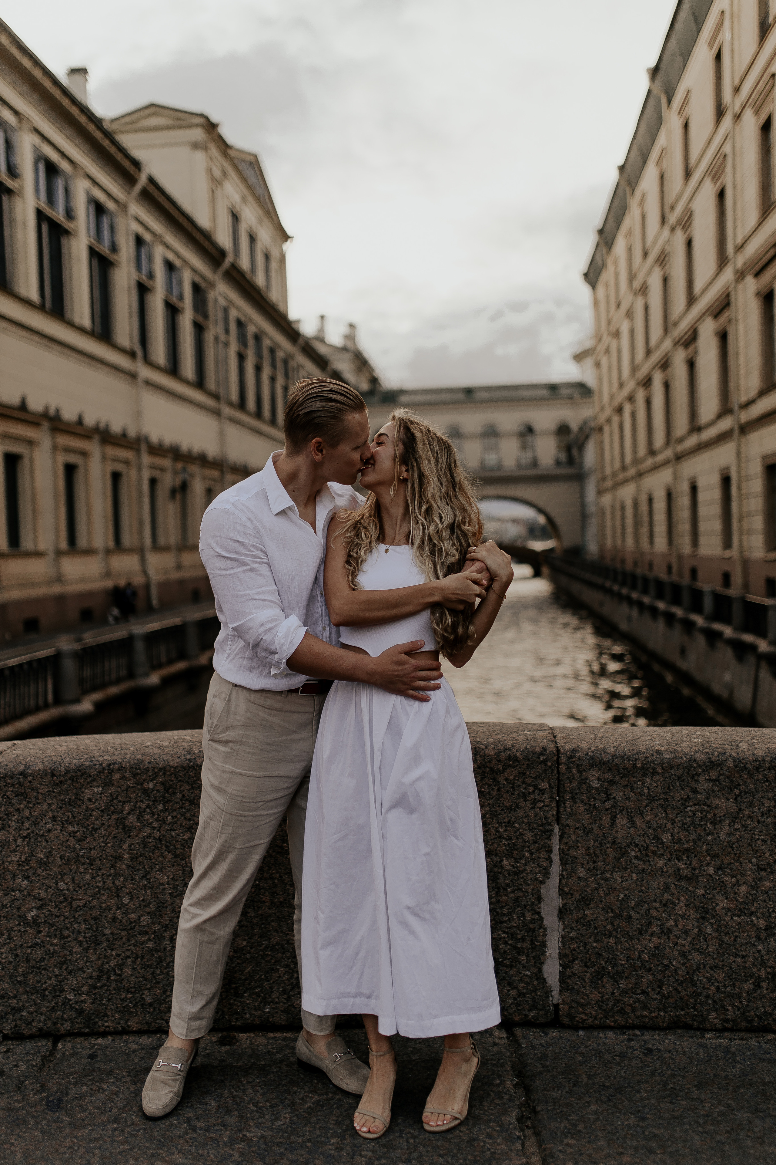 Любовь на улицах Петербурга. Фотограф в Санкт-Петербурге Лиза Семченкова