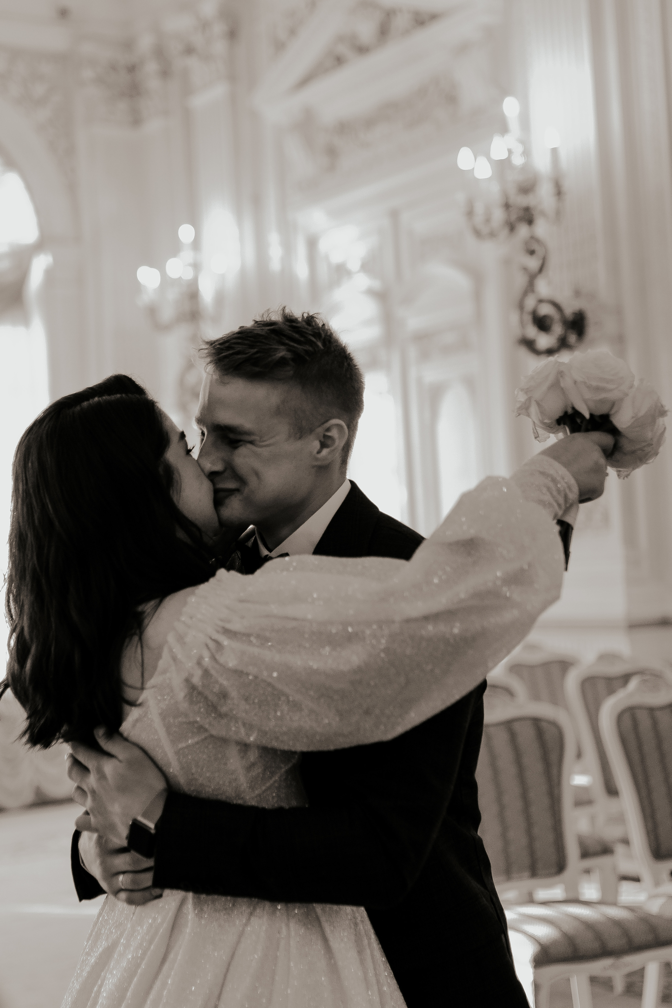 Свадьба проведенная вдвоем в самом романтичном городе. Фотограф в Санкт-Петербурге Лиза Семченкова