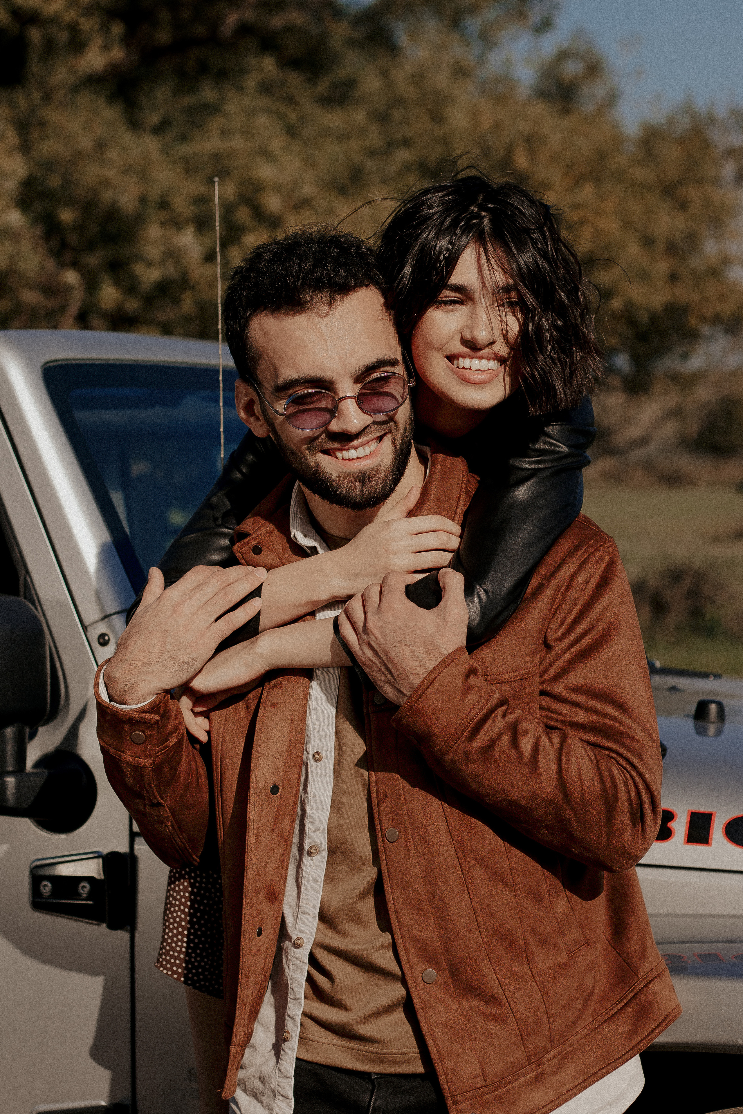 Лавстори с джипом на сафари. Фотограф в Санкт-Петербурге Лиза Семченкова