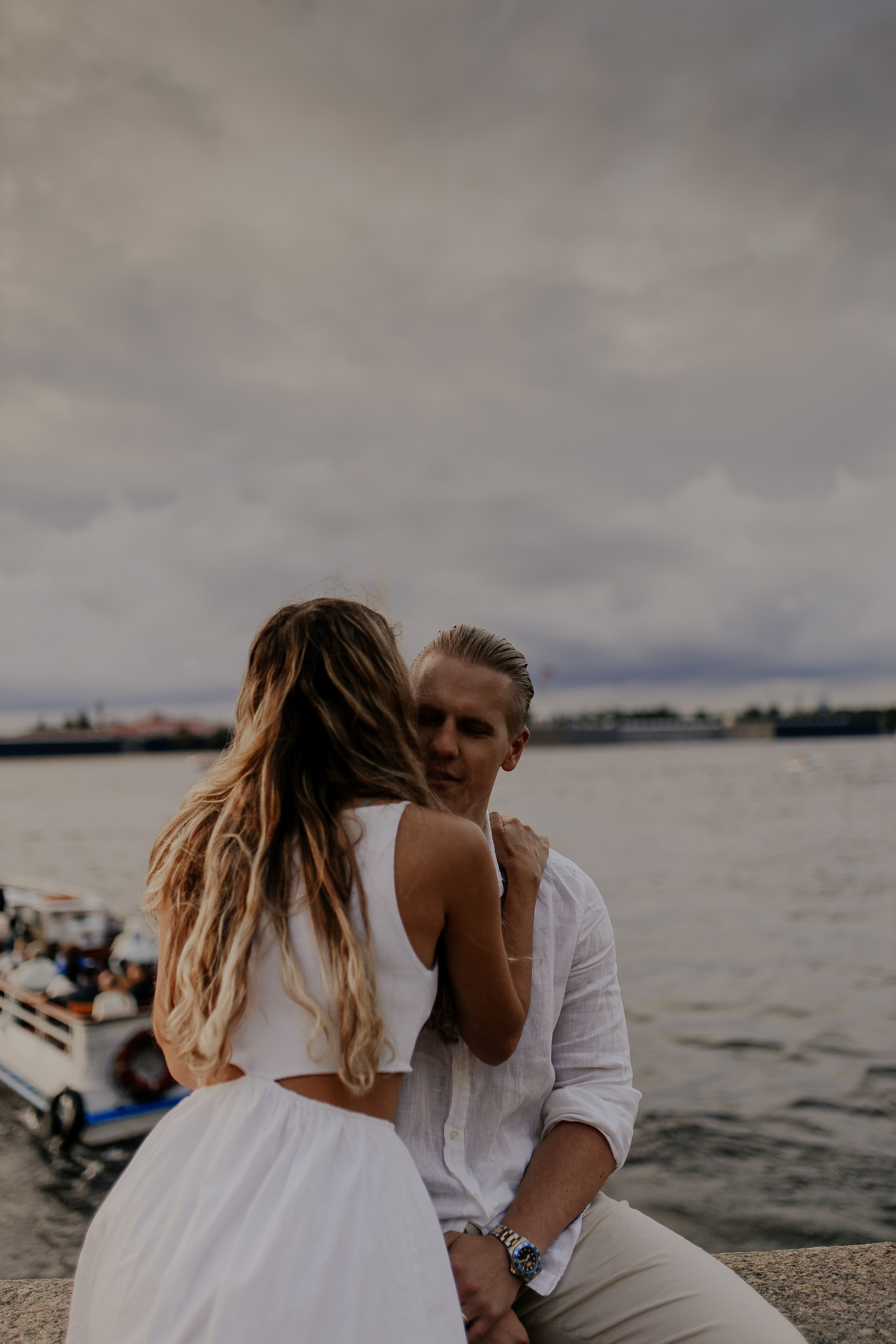 Любовь на улицах Петербурга. Фотограф в Санкт-Петербурге Лиза Семченкова