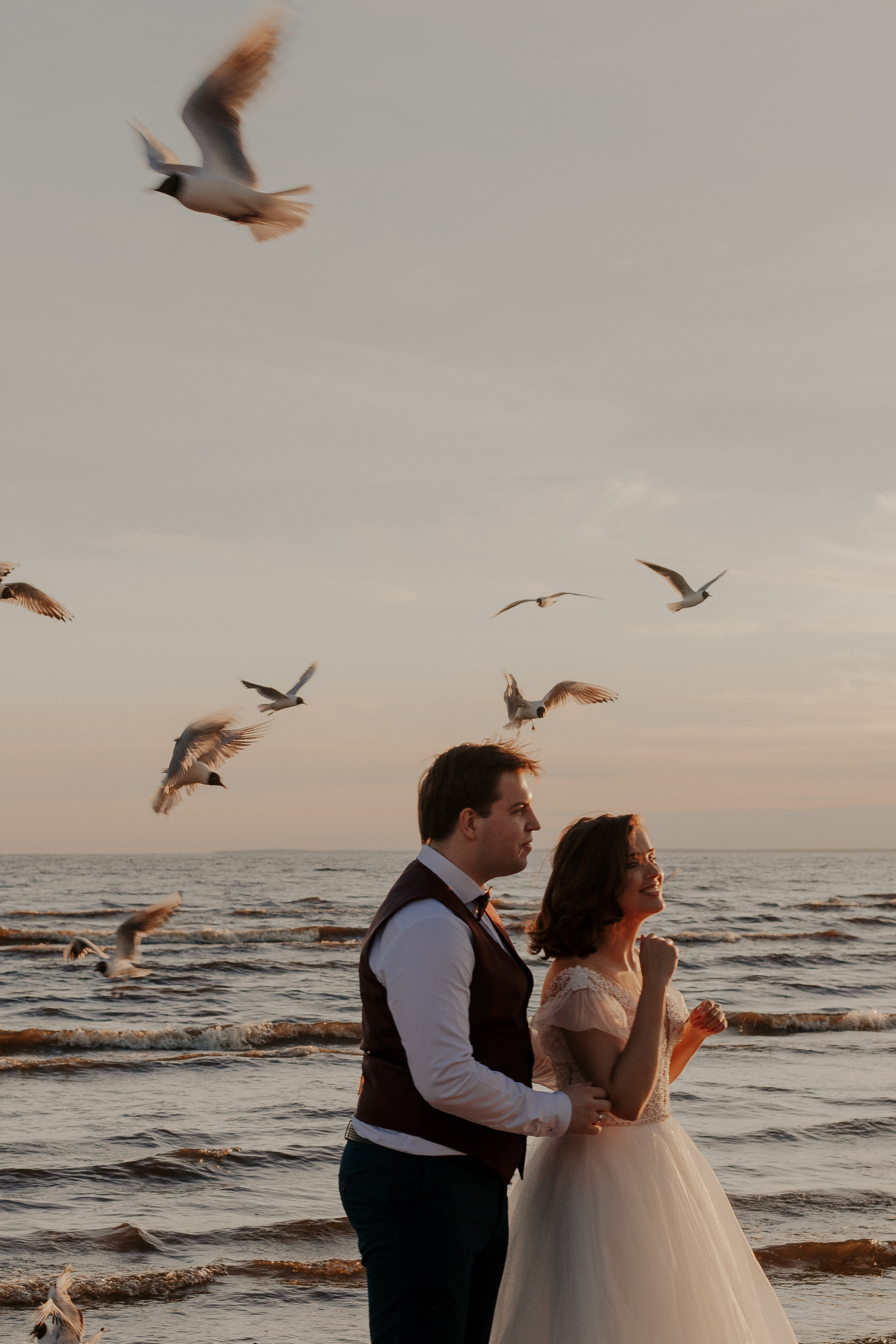 Свадебная фотосессия только для двоих на заливе. Фотограф в Санкт-Петербурге Лиза Семченкова