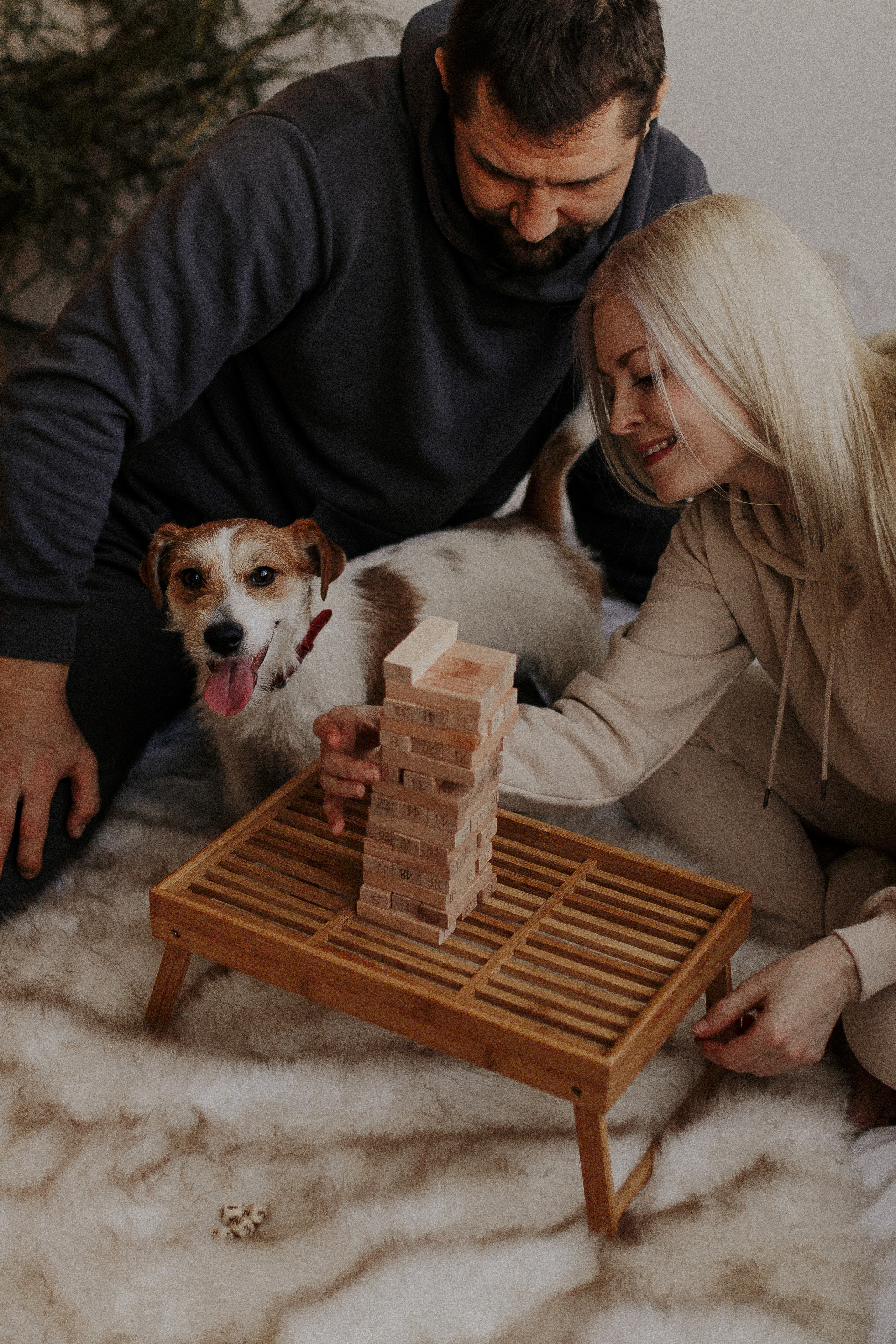 Совместная игра в дженгу. Фотограф в Санкт-Петербурге Лиза Семченкова