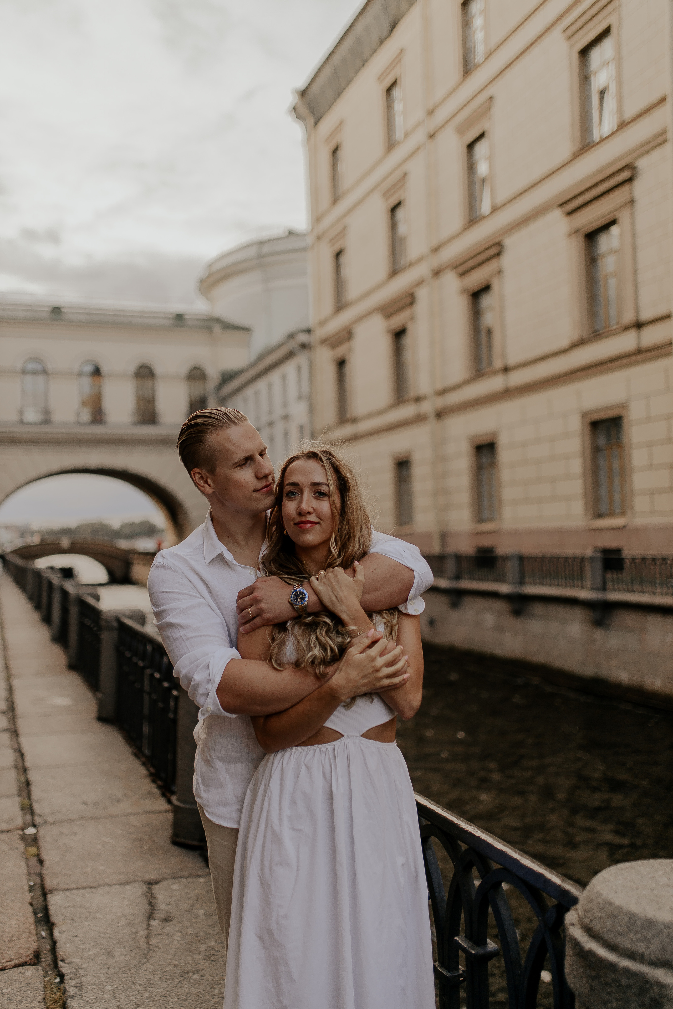 Любовь на улицах Петербурга. Фотограф в Санкт-Петербурге Лиза Семченкова