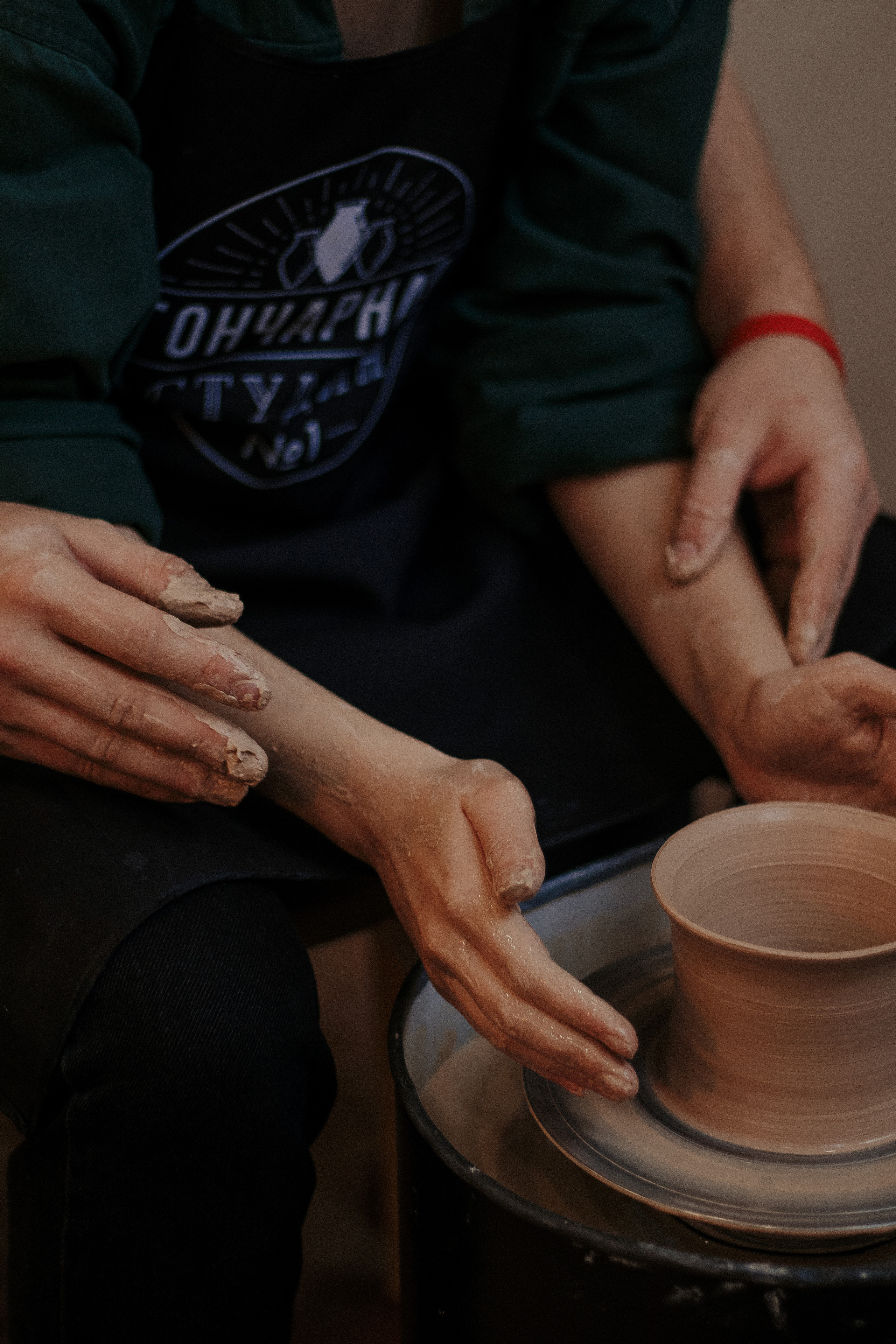 Лавстори в гончарной мастерской Петербурга. Фотограф в Санкт-Петербурге Лиза Семченкова