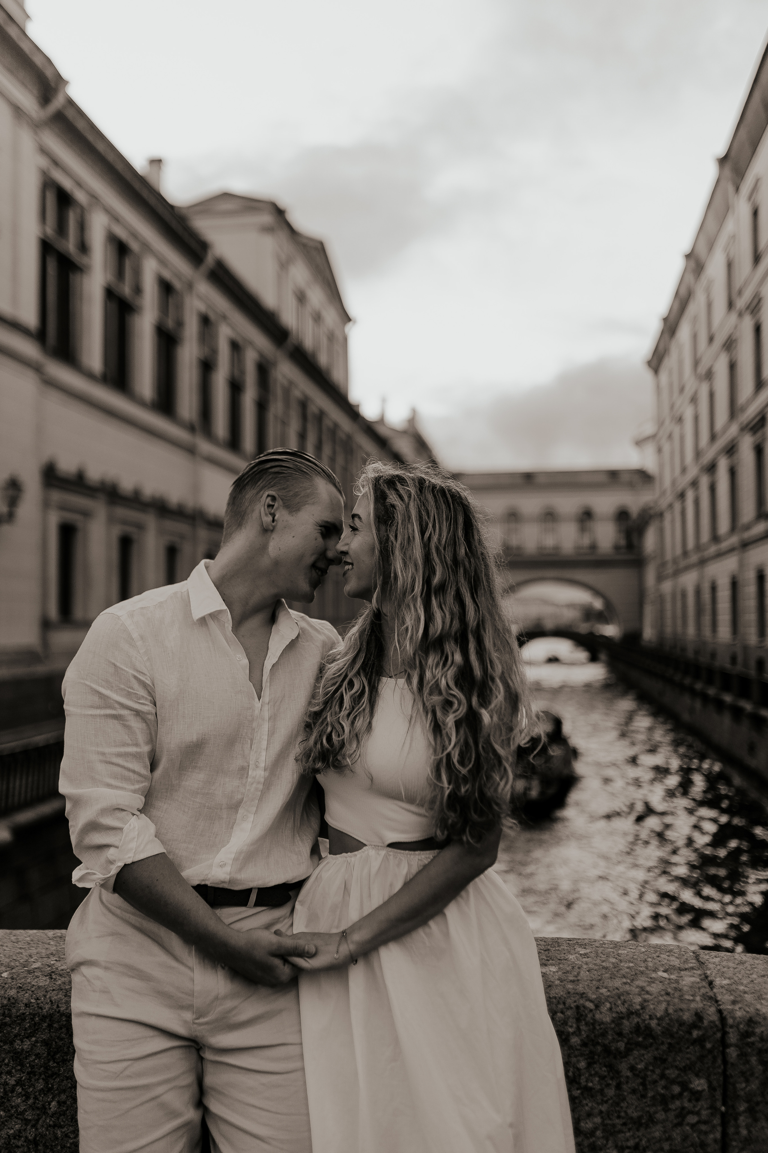 Любовь на улицах Петербурга. Фотограф в Санкт-Петербурге Лиза Семченкова