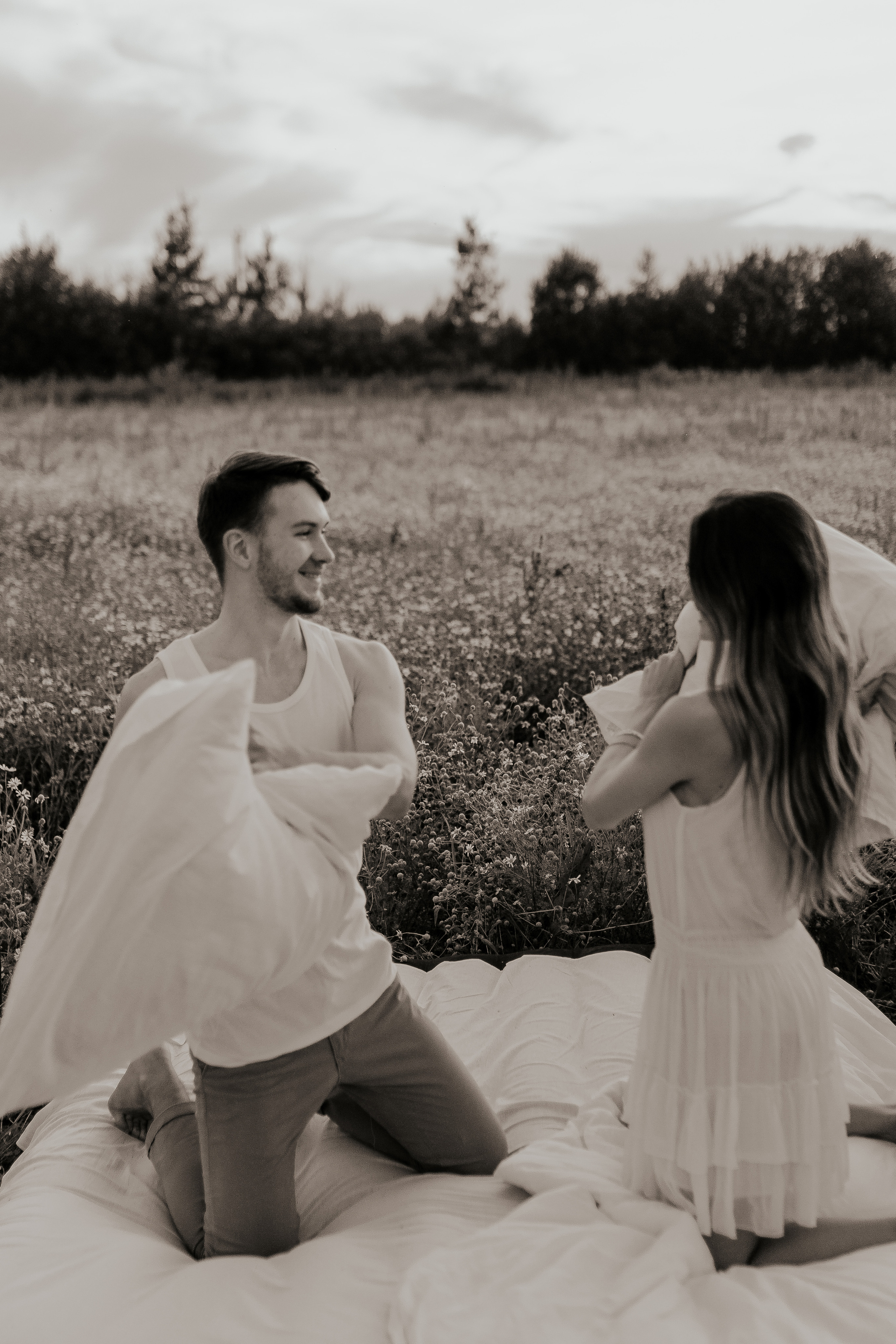 Нежная история любви в поле. Фотограф в Санкт-Петербурге Лиза Семченкова