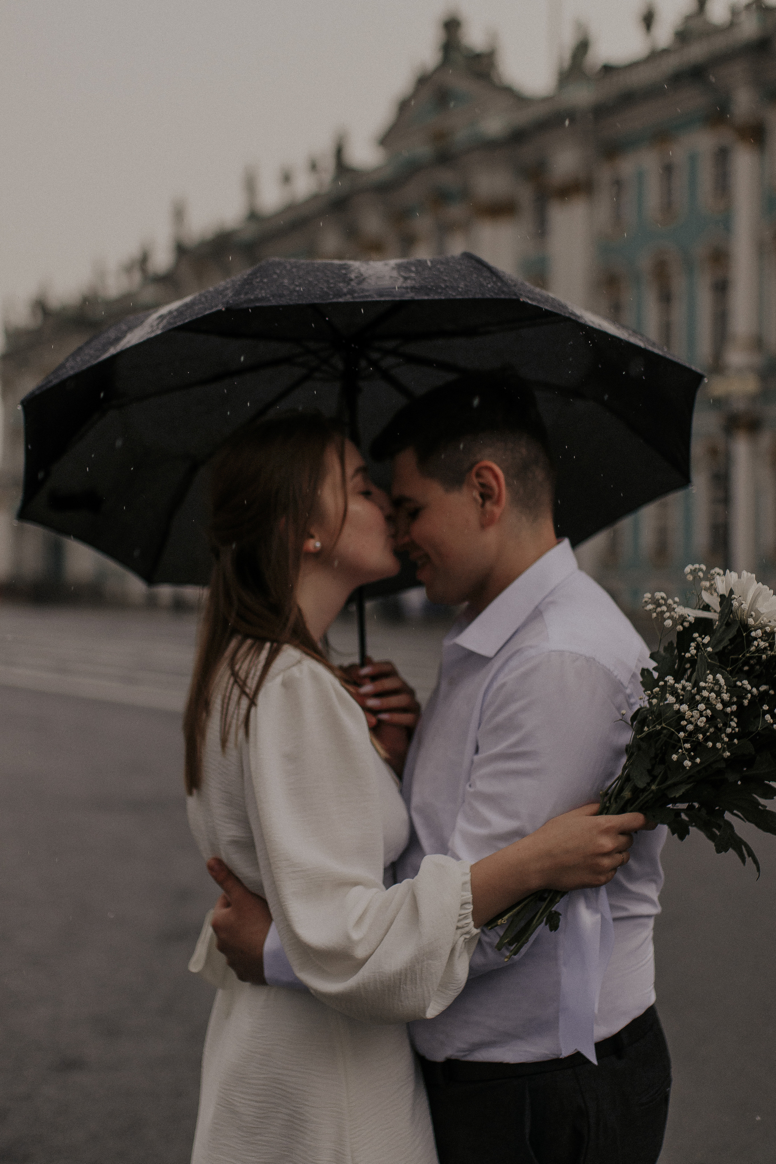 Свадебная история в центре Петербурга. Фотограф в Санкт-Петербурге Лиза Семченкова