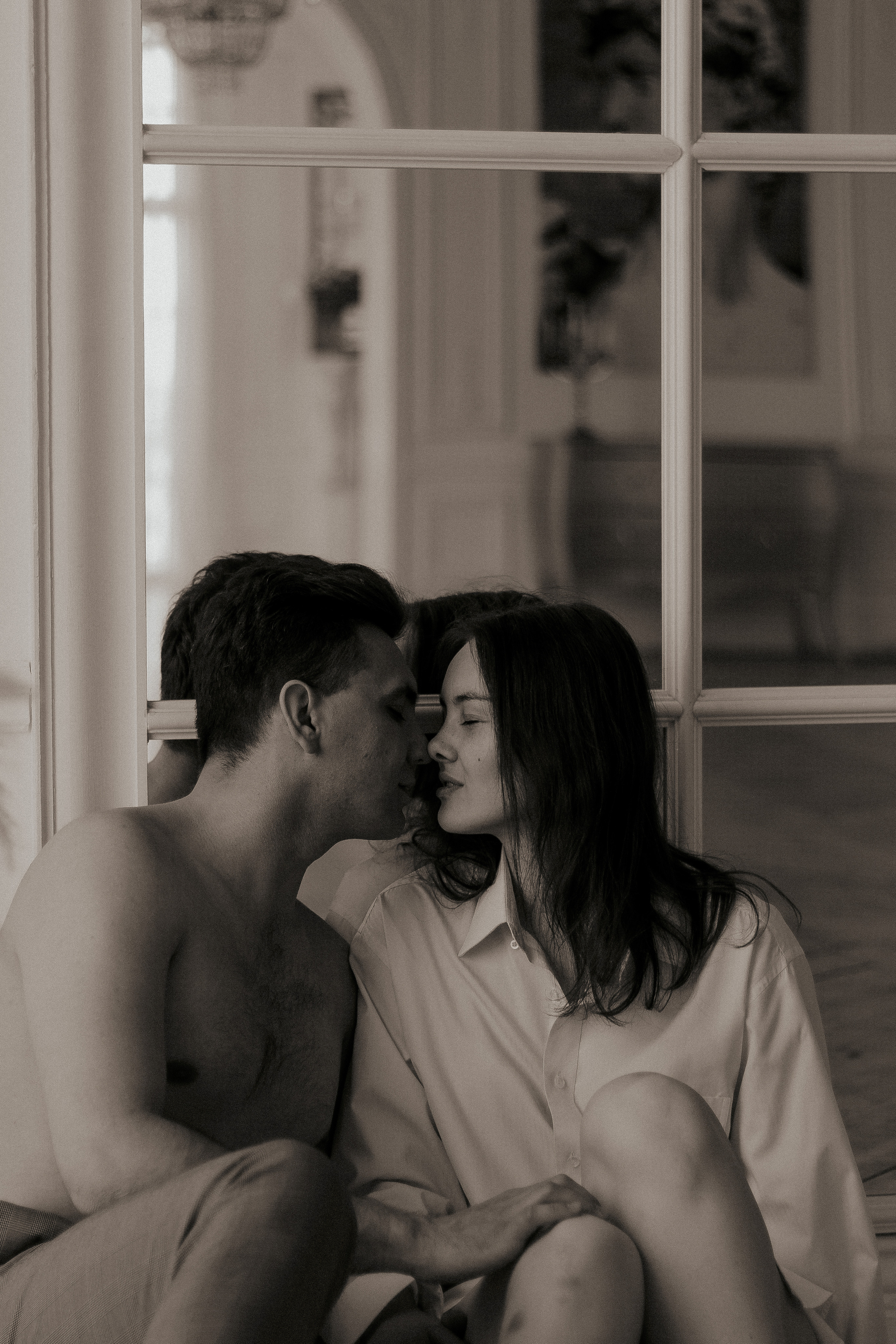 Любовная фотосессия в студии Спб. Фотограф в Санкт-Петербурге Лиза Семченкова