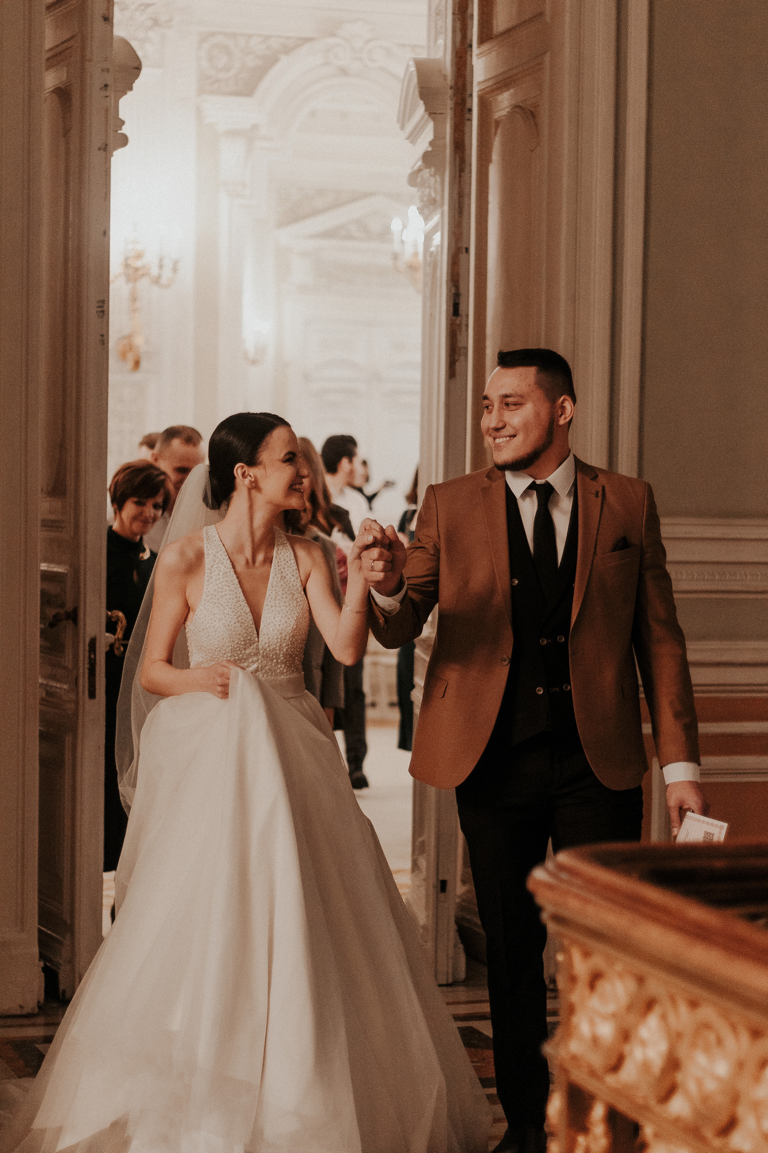 Нежная свадебная история в первом дворце Петербурга. Фотограф в Санкт-Петербурге Лиза Семченкова