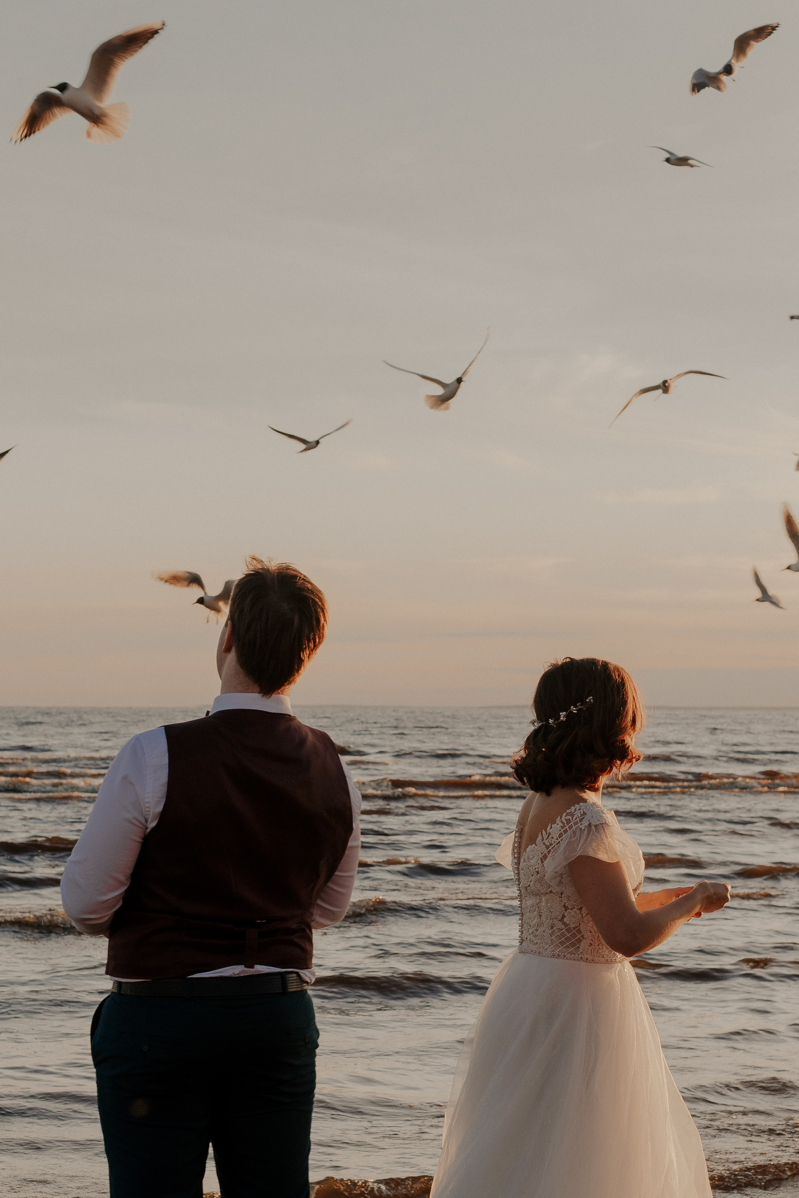 Свадебная фотосессия только для двоих на заливе. Фотограф в Санкт-Петербурге Лиза Семченкова