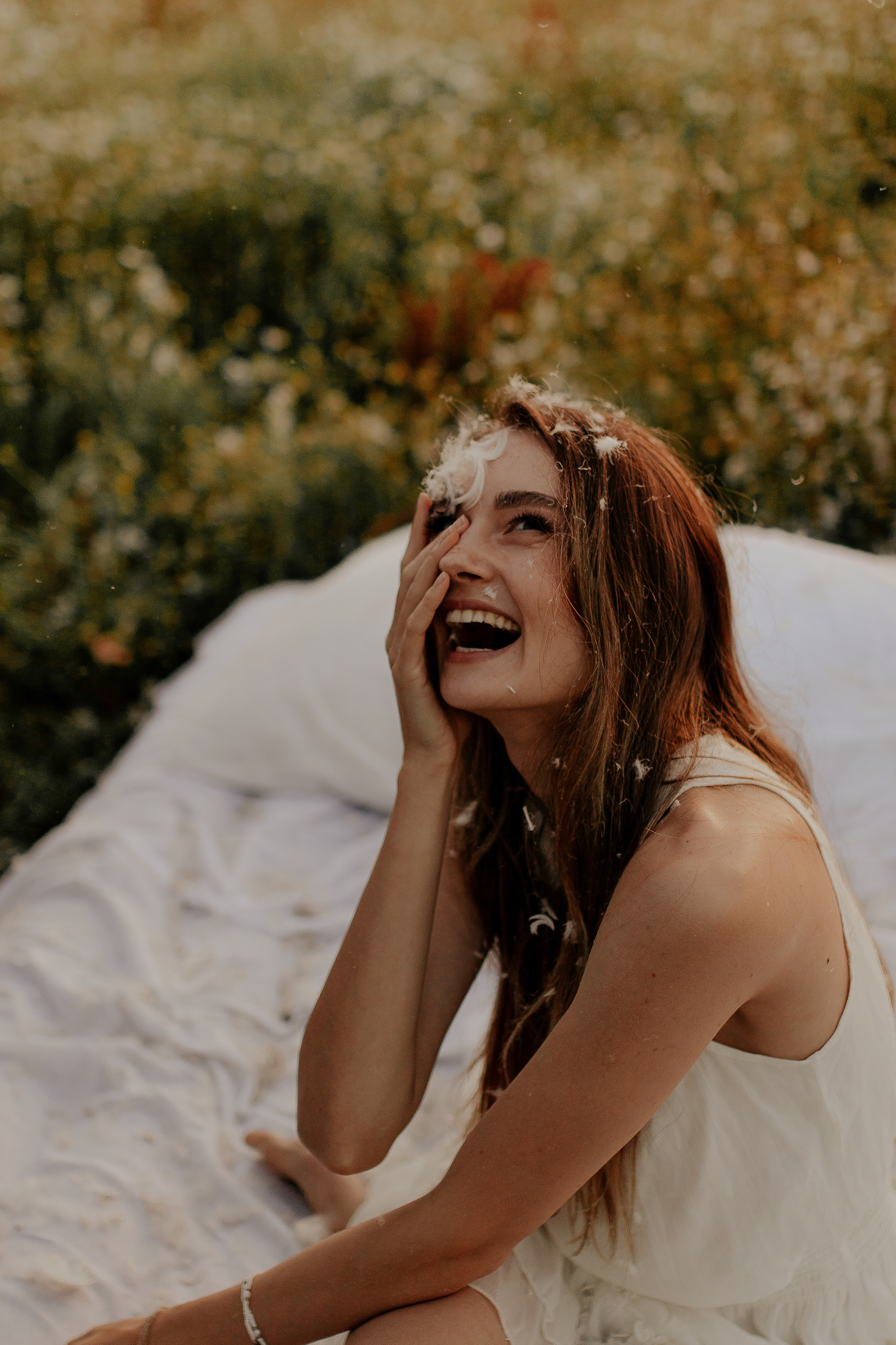 Нежная история любви в поле. Фотограф в Санкт-Петербурге Лиза Семченкова