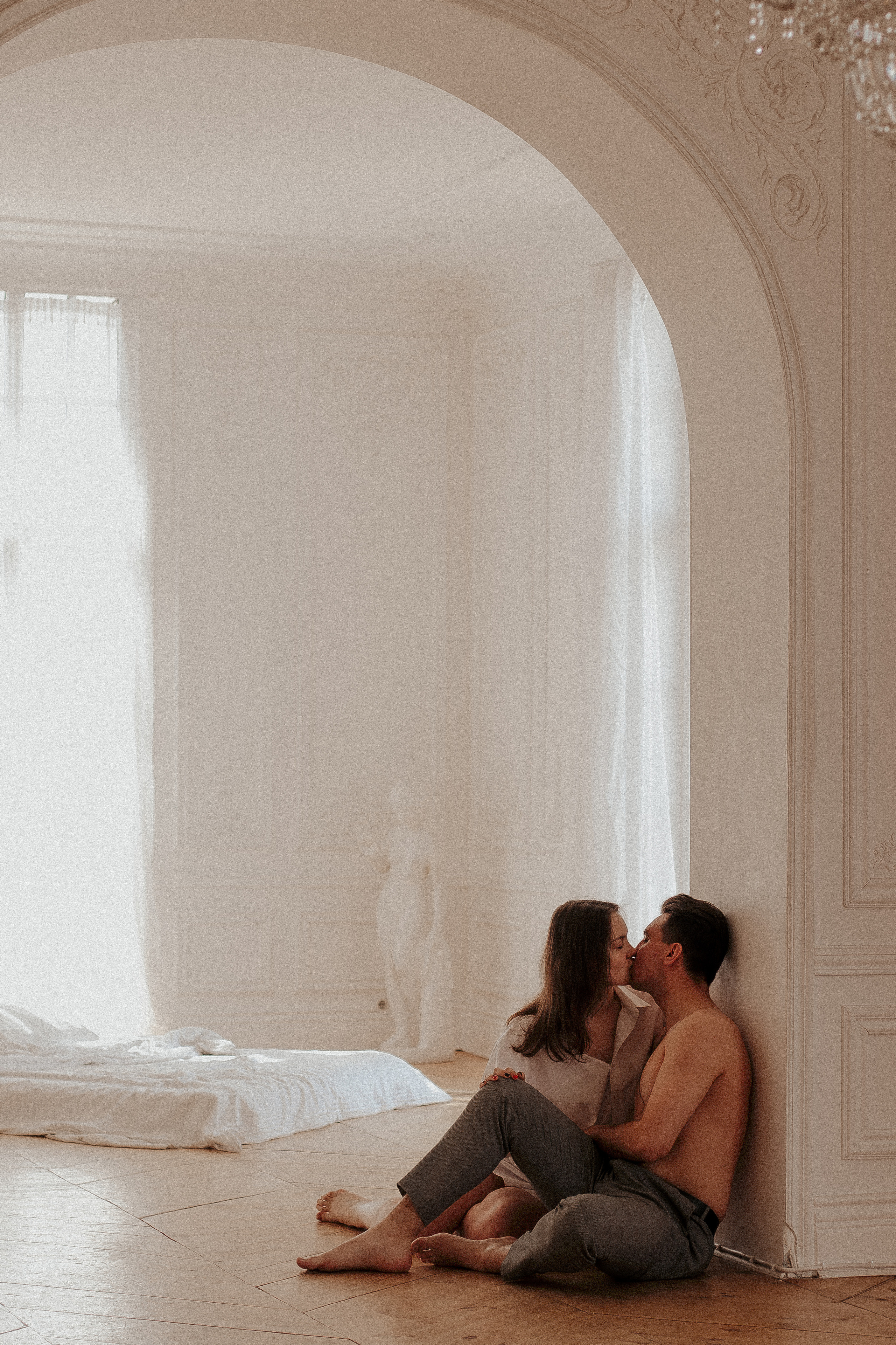 Любовная фотосессия в студии Спб. Фотограф в Санкт-Петербурге Лиза Семченкова