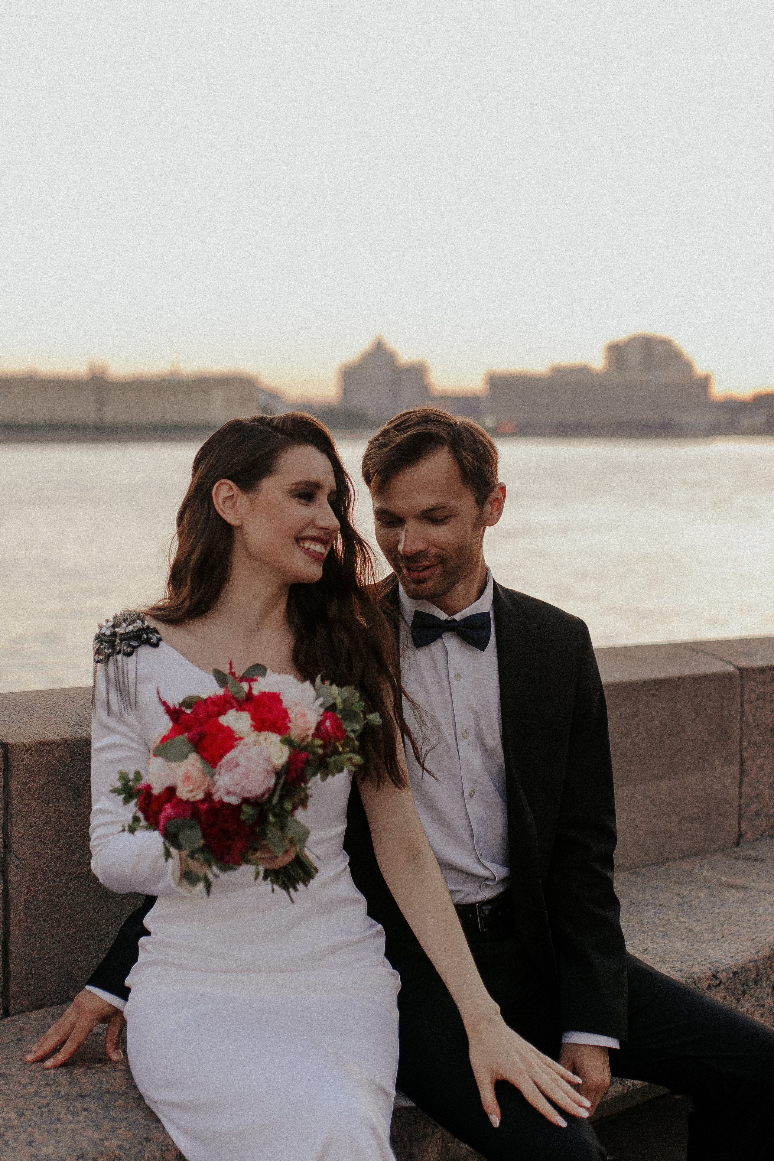 Свадьба на рассвете в Петербурге. Фотограф в Санкт-Петербурге Лиза Семченкова