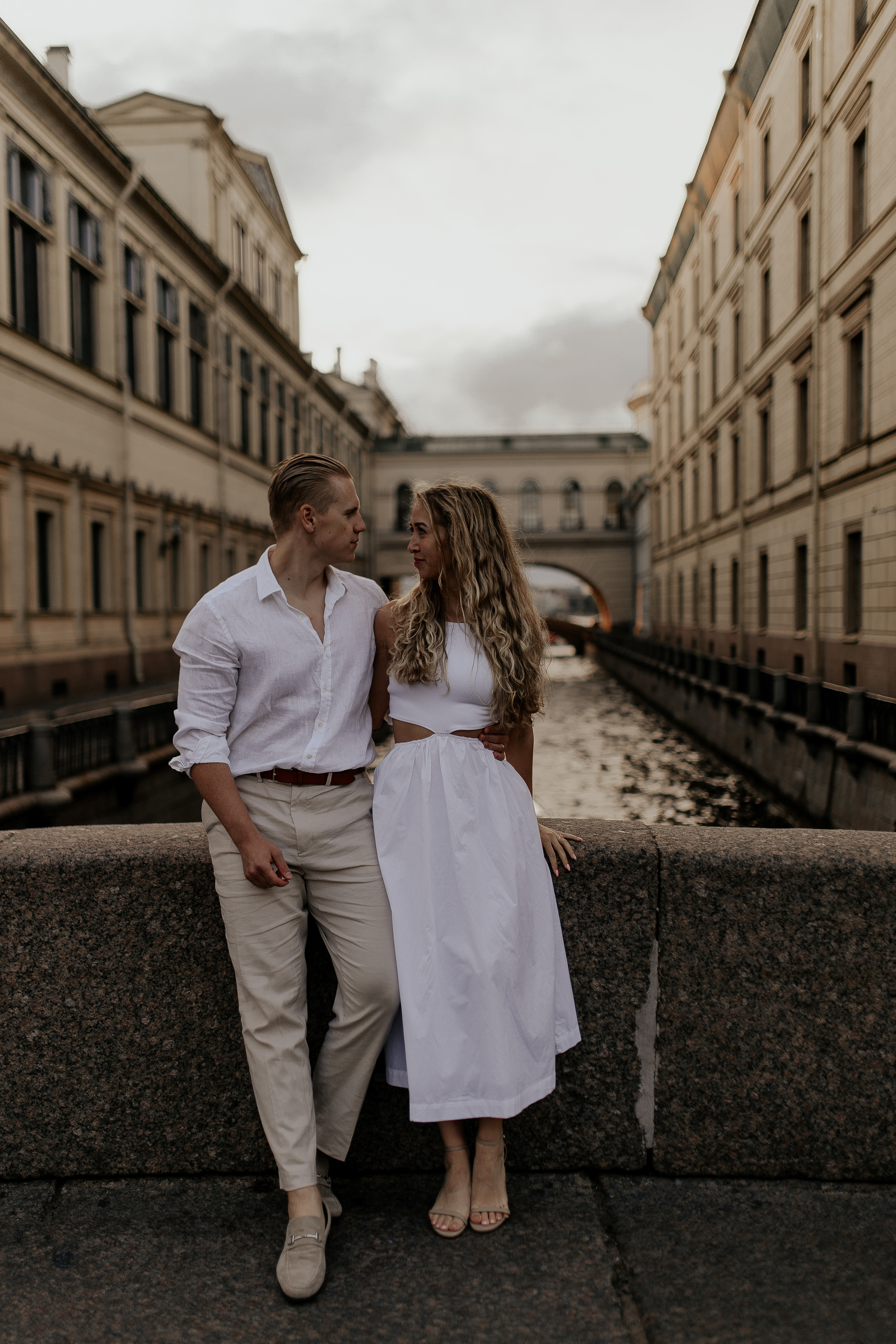 Любовь на улицах Петербурга. Фотограф в Санкт-Петербурге Лиза Семченкова