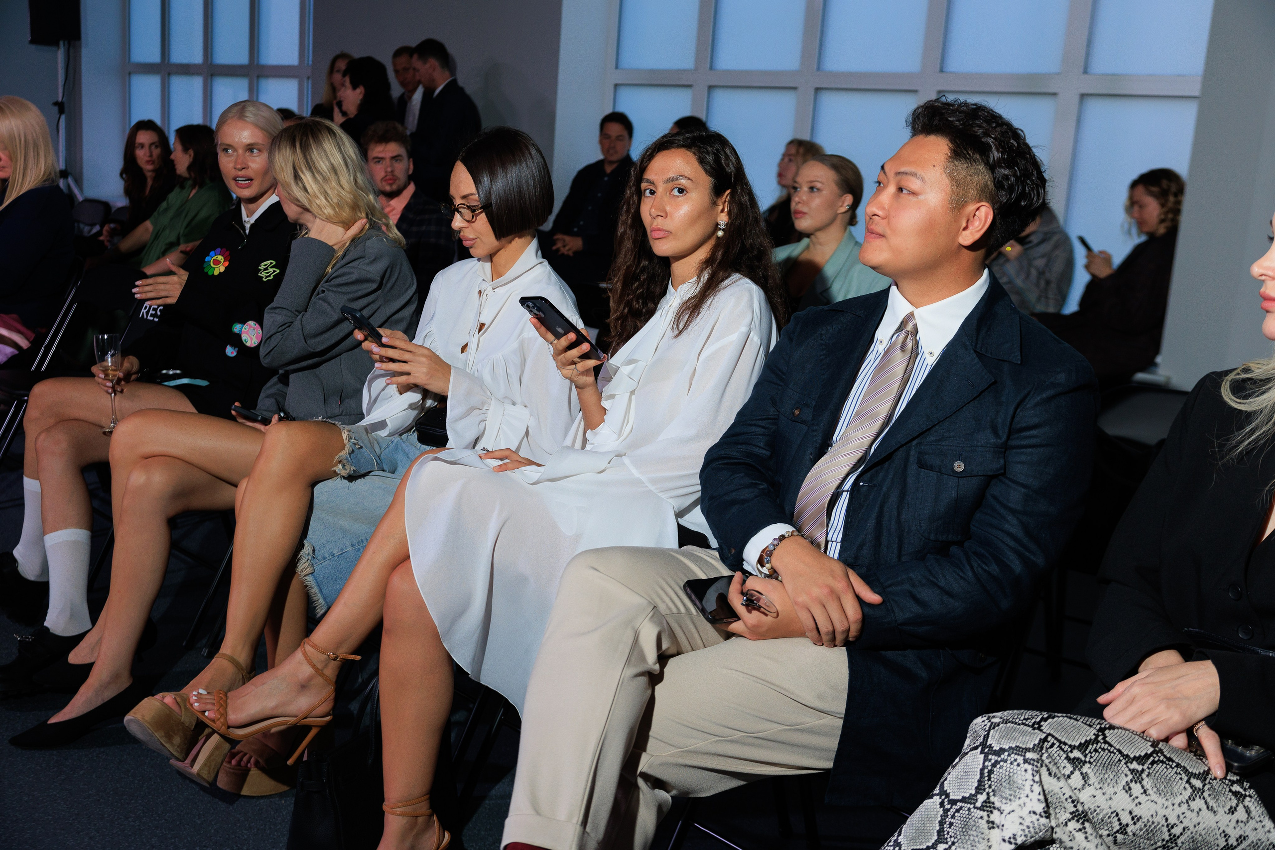 Фотограф для модного показа. Контент для бизнеса в Екатеринбурге Полдень Медиа