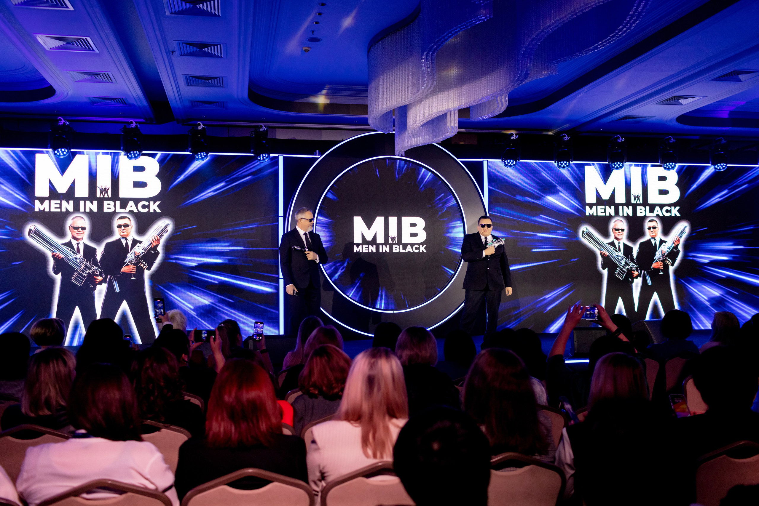 Конференция Astrazene. Кристина Шнайдер репортажный фотограф Алматы