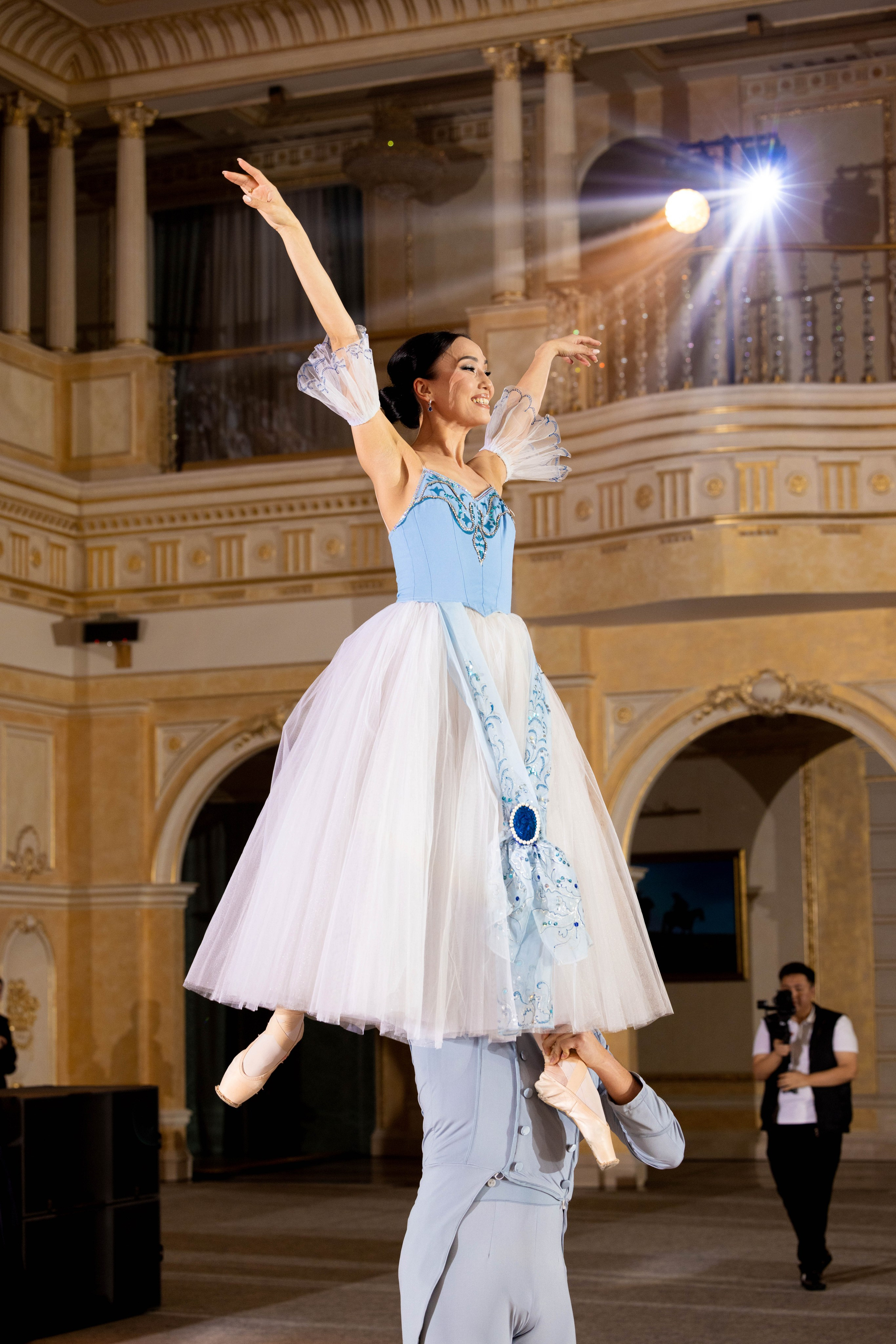 Viennese Ball. Кристина Шнайдер репортажный фотограф Алматы