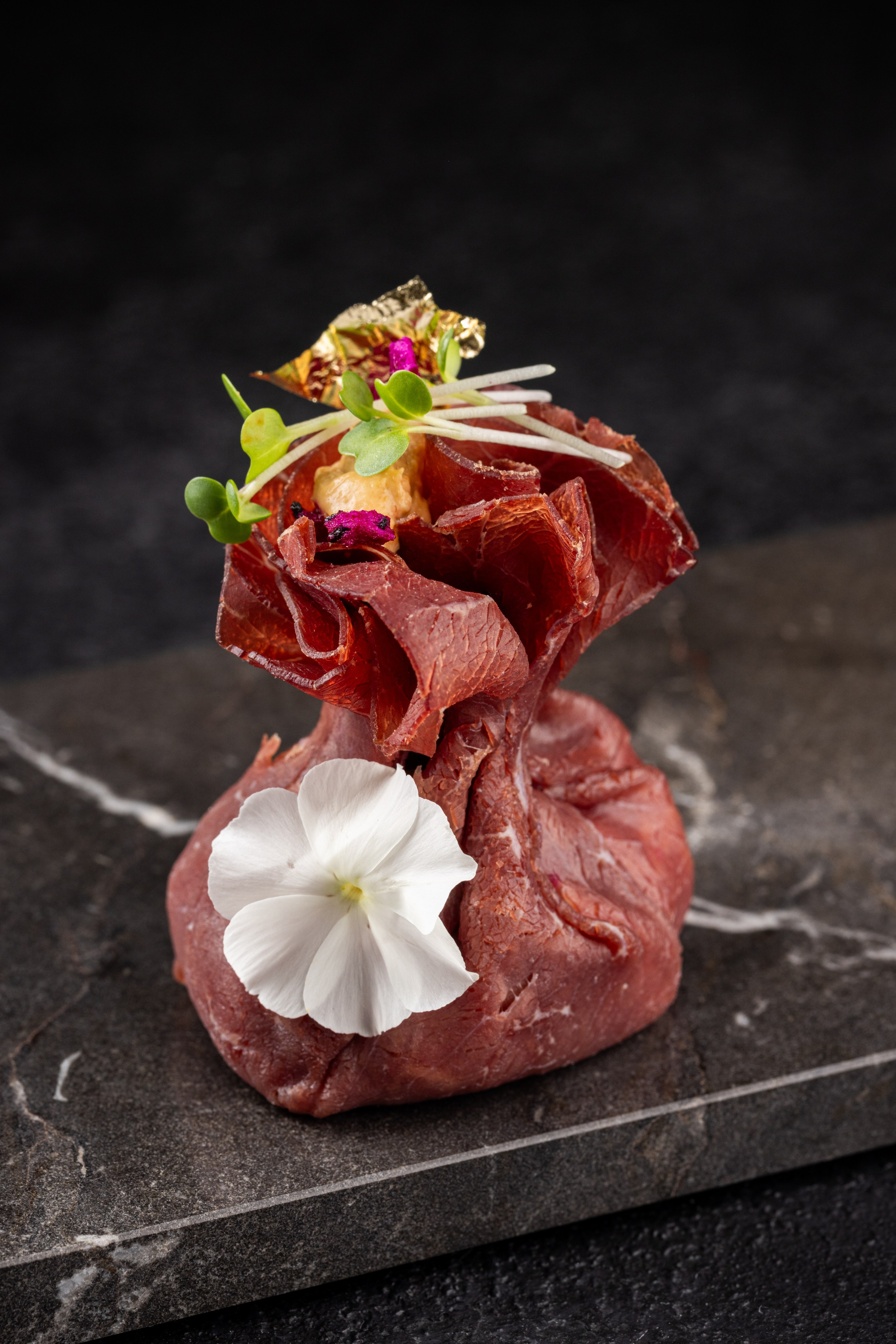 Первая кейтеринговая. Фудфотограф, фудстилист и сет дизайнер в Москве Алена Синицына