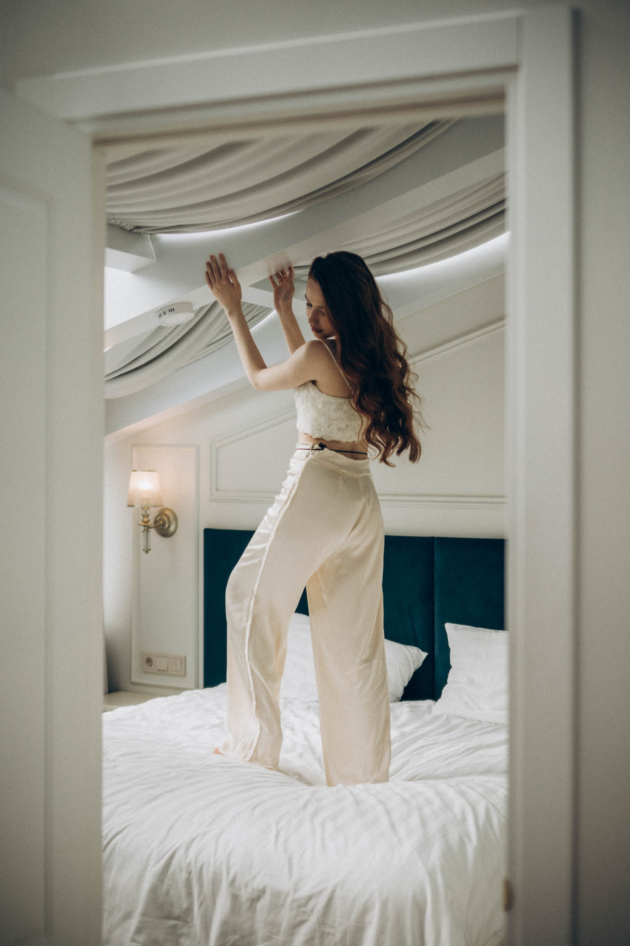 СВАДЕБНАЯ СЬЕМКА В ОТЕЛЕ. СБОРЫ ЖЕНИХА И НЕВЕСТЫ И ТАКЖЕ ТОР И ПОДГОТОВКА К ПРОГУЛКЕ. Профессиональный фотограф, Санкт-Петербург — Виктория Богомолова