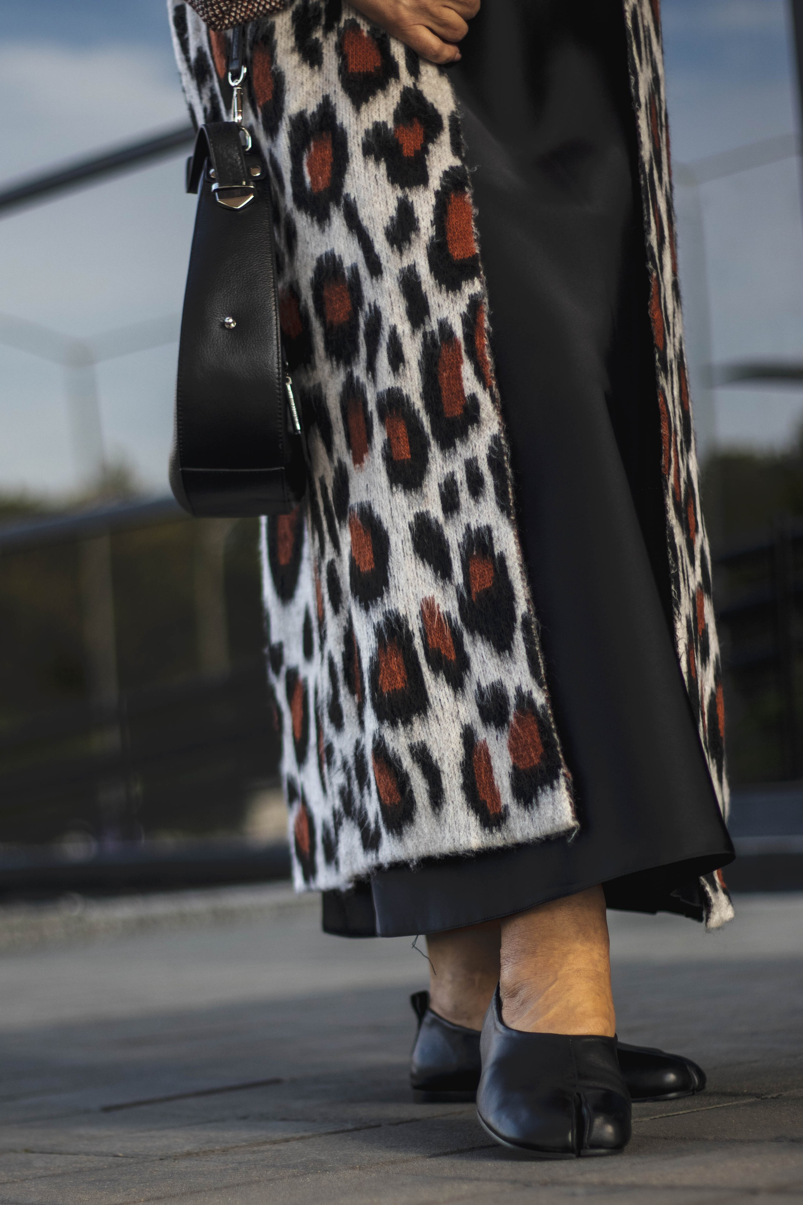 «Она среди улиц: лёгкость и стиль». Уличный фотограф Города N