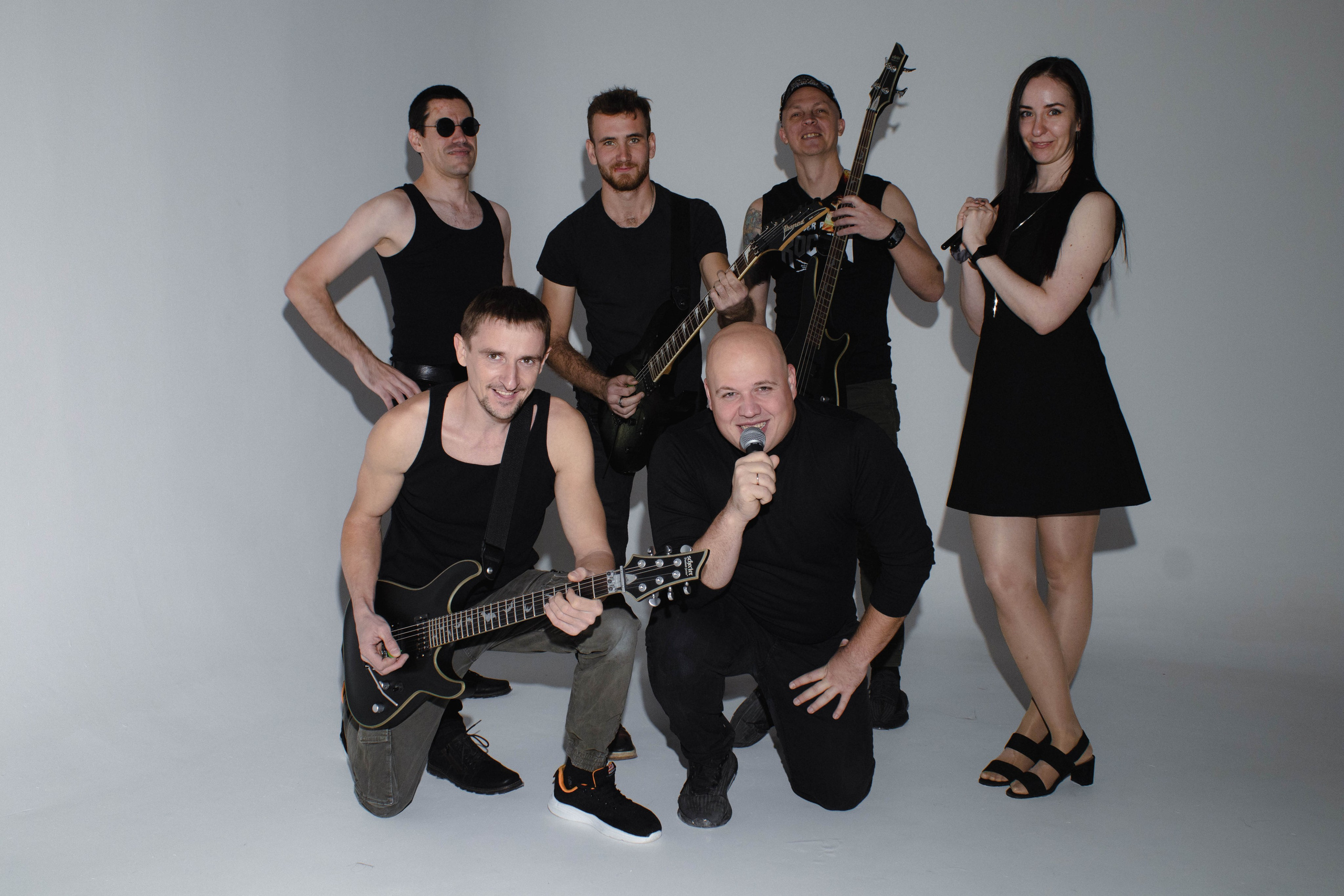 СТУДИЯ. Уличный фотограф Города N