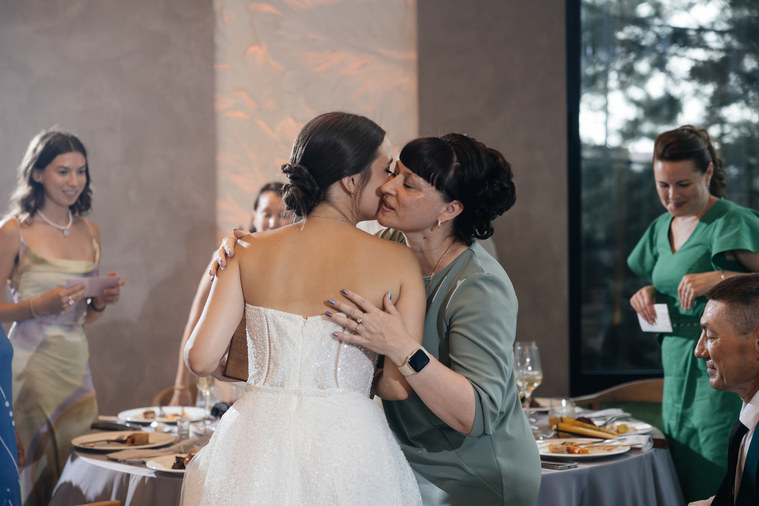 Свадебная история. Лесной Виладж. Свадебный и семейный фотограф Рассказова Виктория