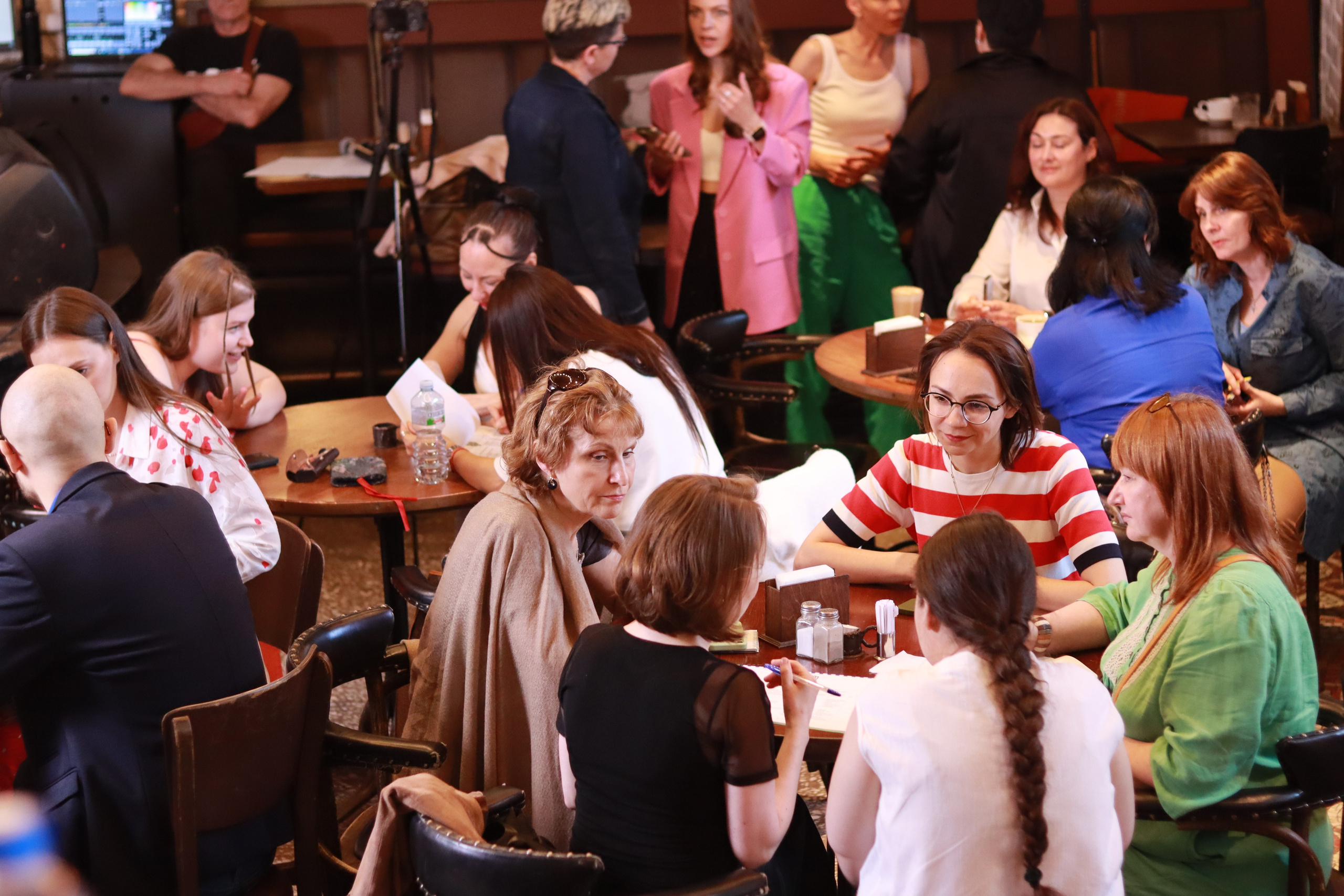 «Шоу историй» Наталии Судец. Репортажный фотограф в Москве и Зеленограде Karina-vozd