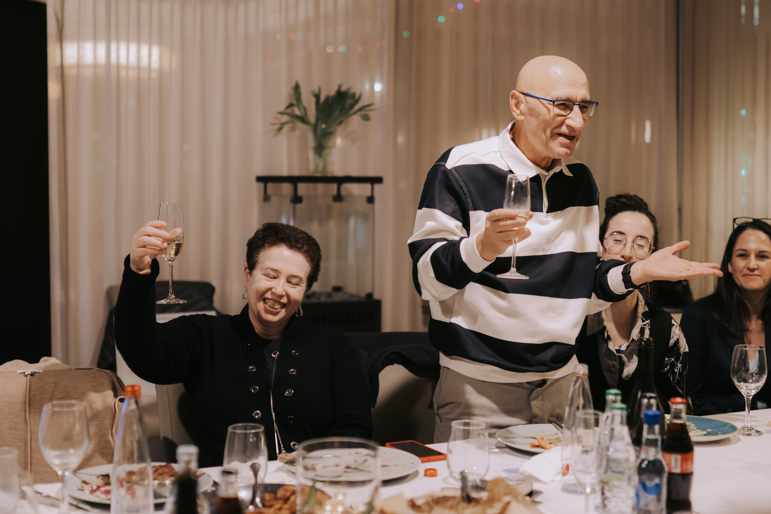 Engagement dinner, Bat Yam | December 2025. Photographer in Israel Alice Milchin