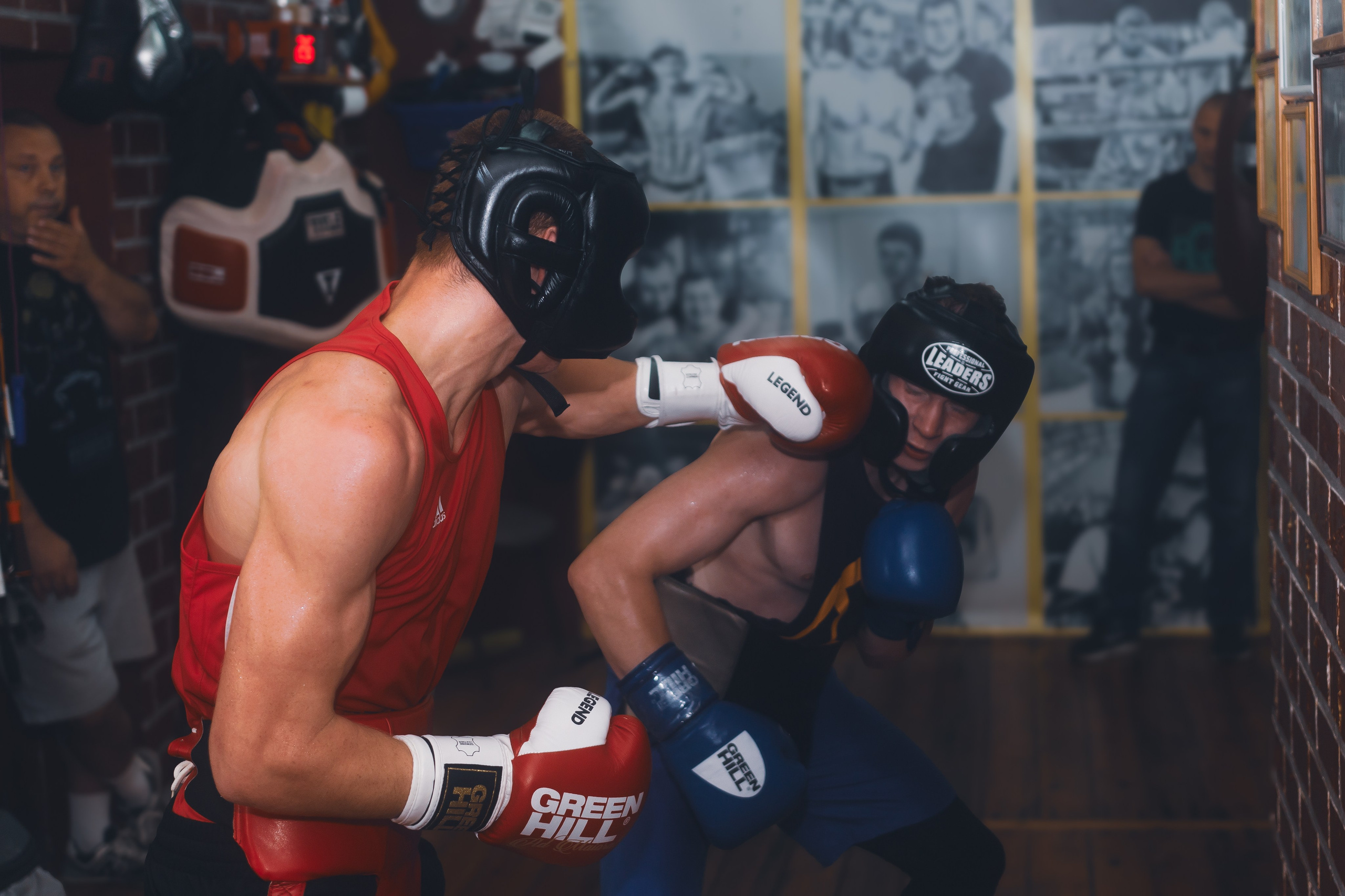 Тренировка по боксу в клубе Golden gloves Minsk