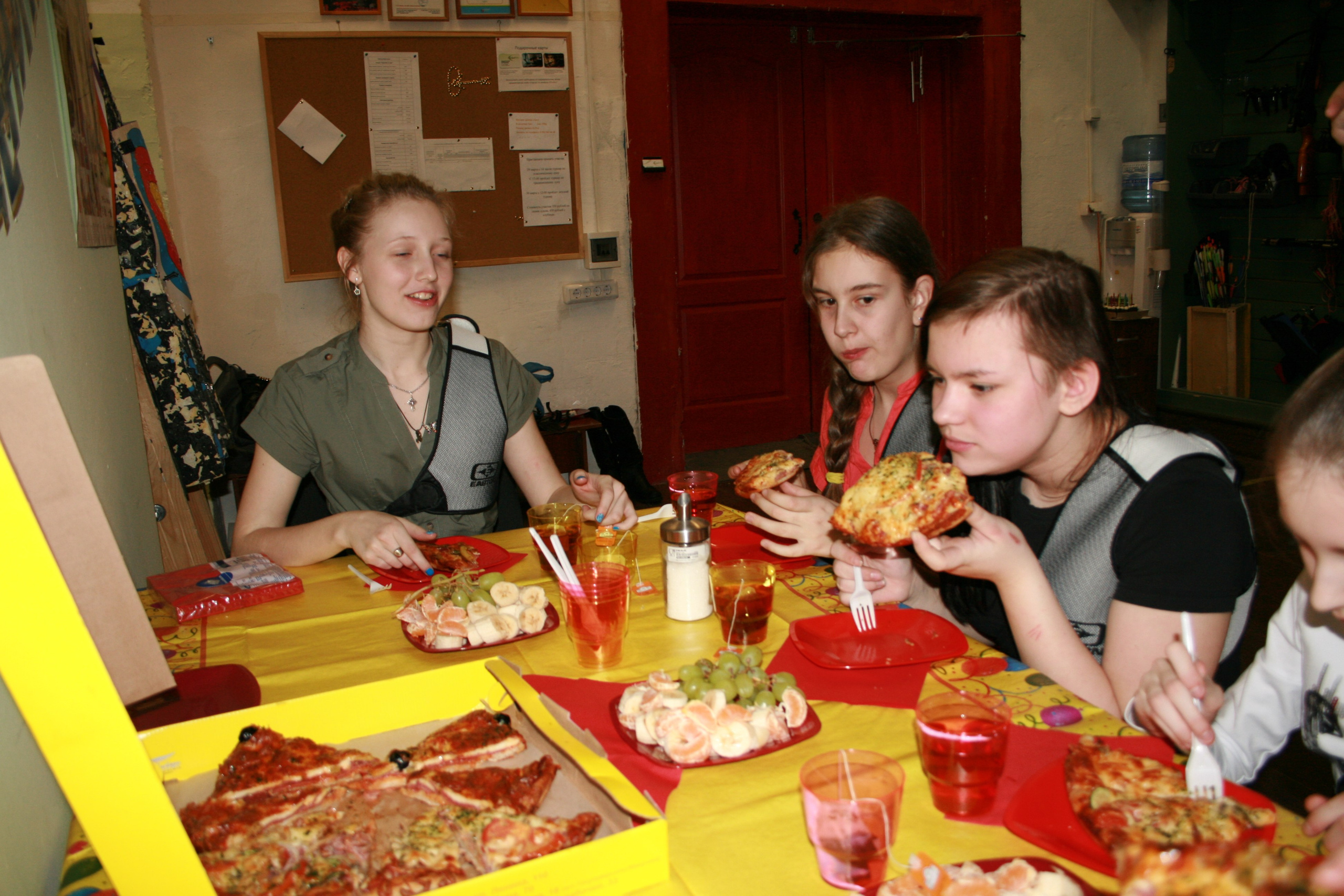 Соня ДР Стрелковый клуб 14 лет 15.03.2014. Семейный, Свадебный фотограф СПБ Питер— Романова Екатерина