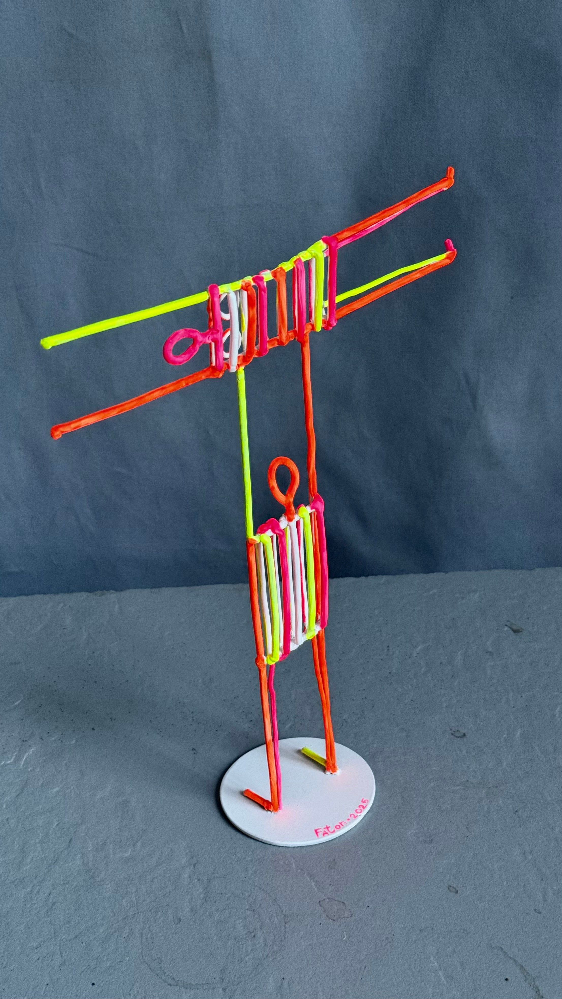 Серия «Прогулка» _ 2023-25 гг. Художник — скульптор Антонина Фатхуллина