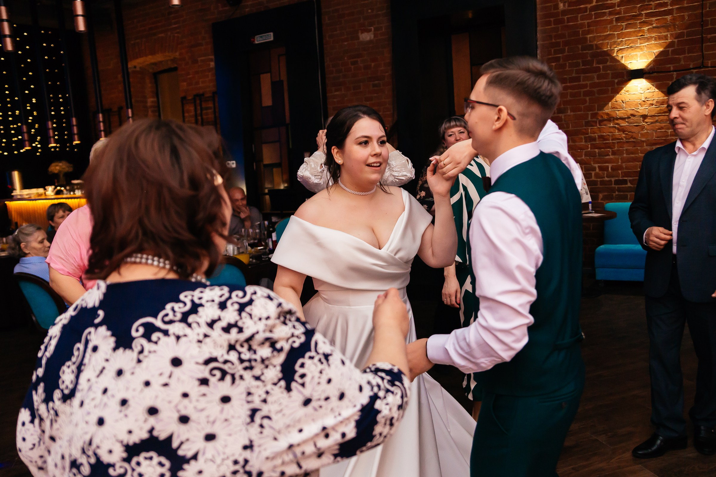 24.04.24 Петр & Елена. Свадебный и семейный фотограф в Новосибирске Дарья Кель